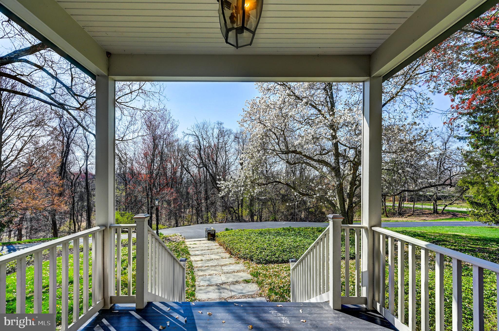 LUTHERVILLE - Residential