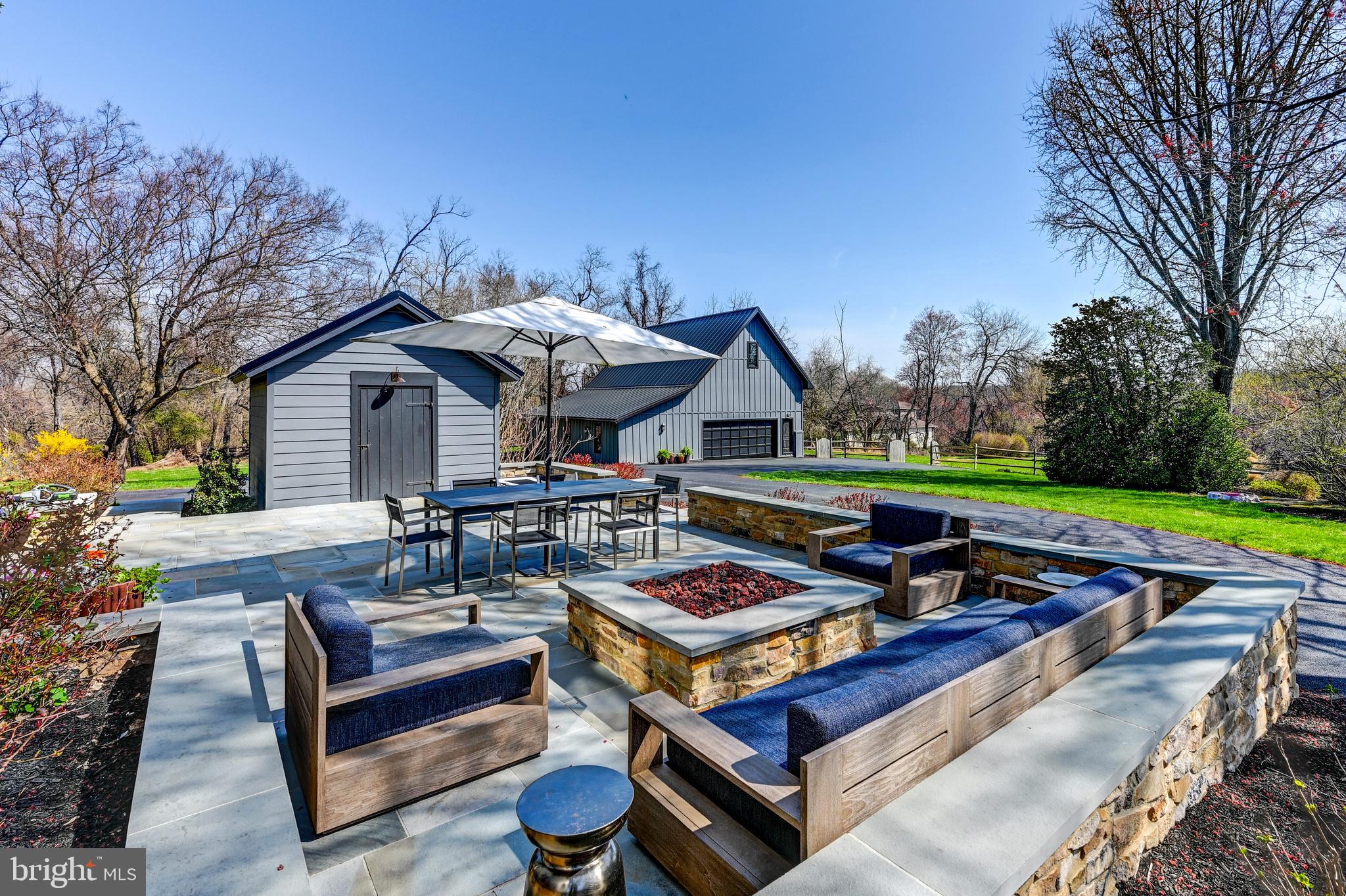 LUTHERVILLE - Residential