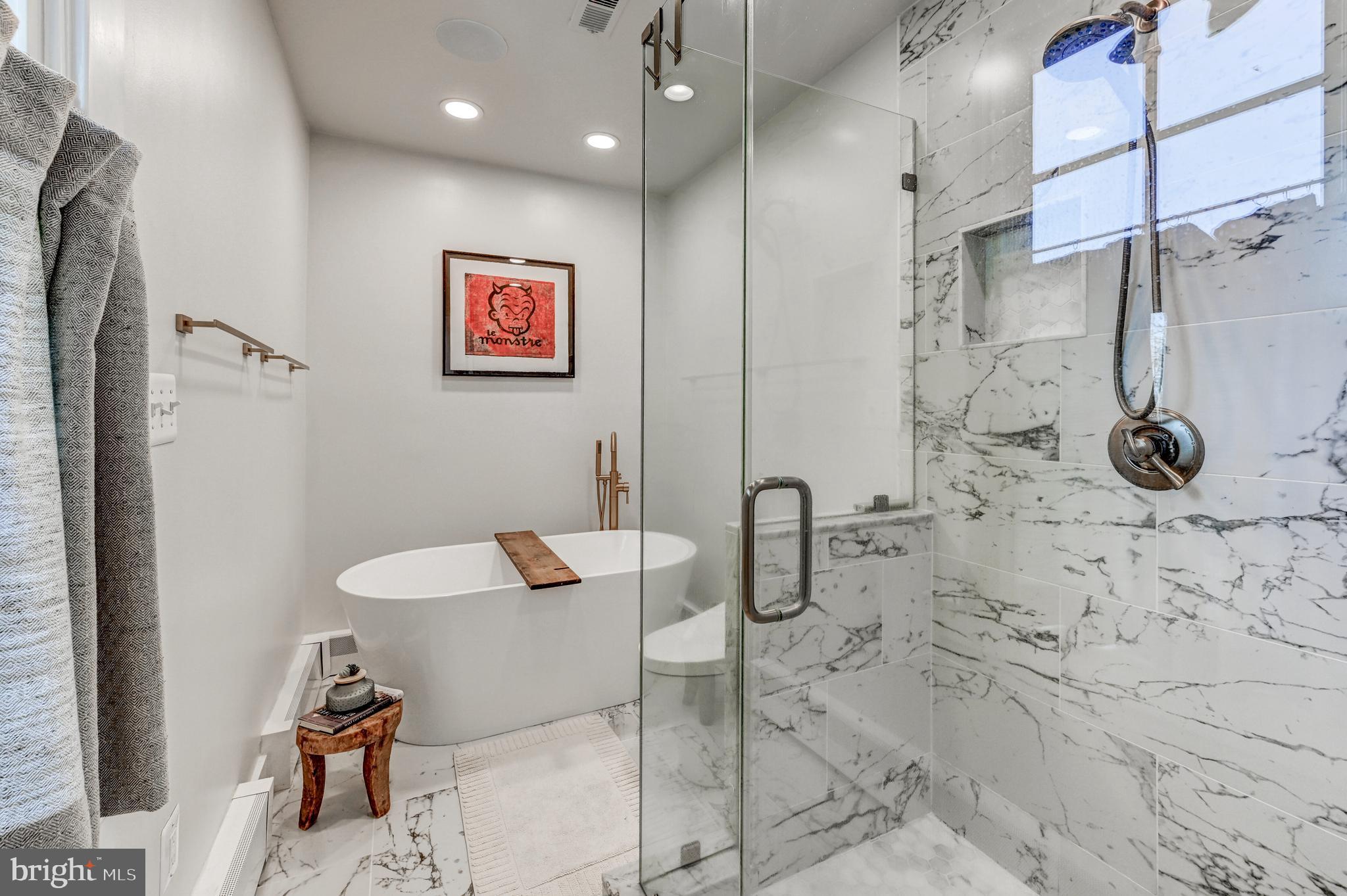 LUTHERVILLE - Residential