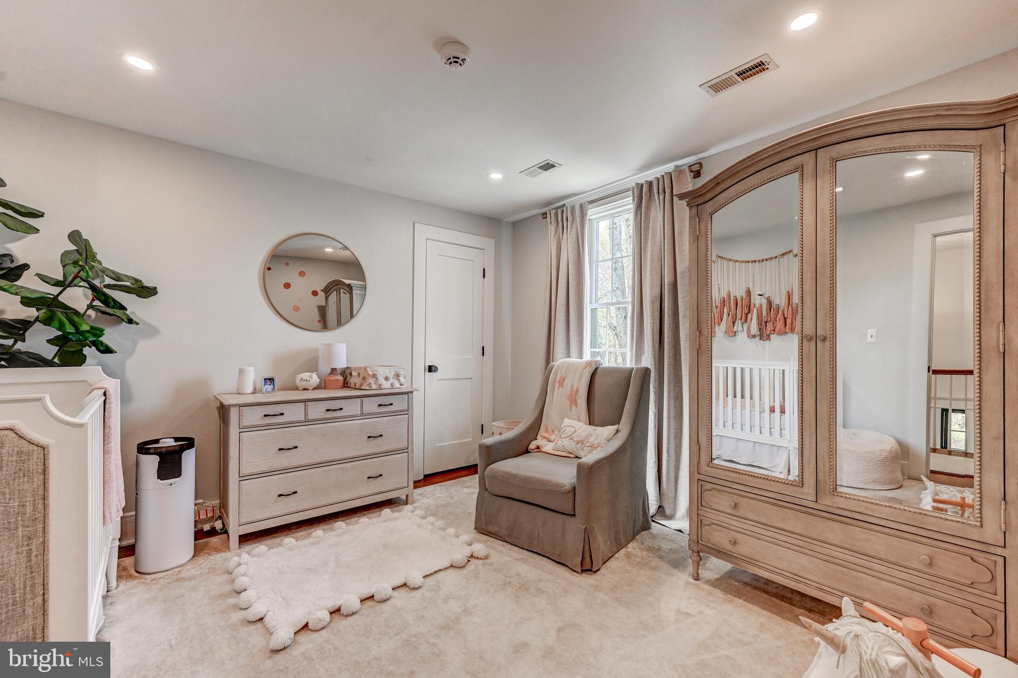 LUTHERVILLE - Residential