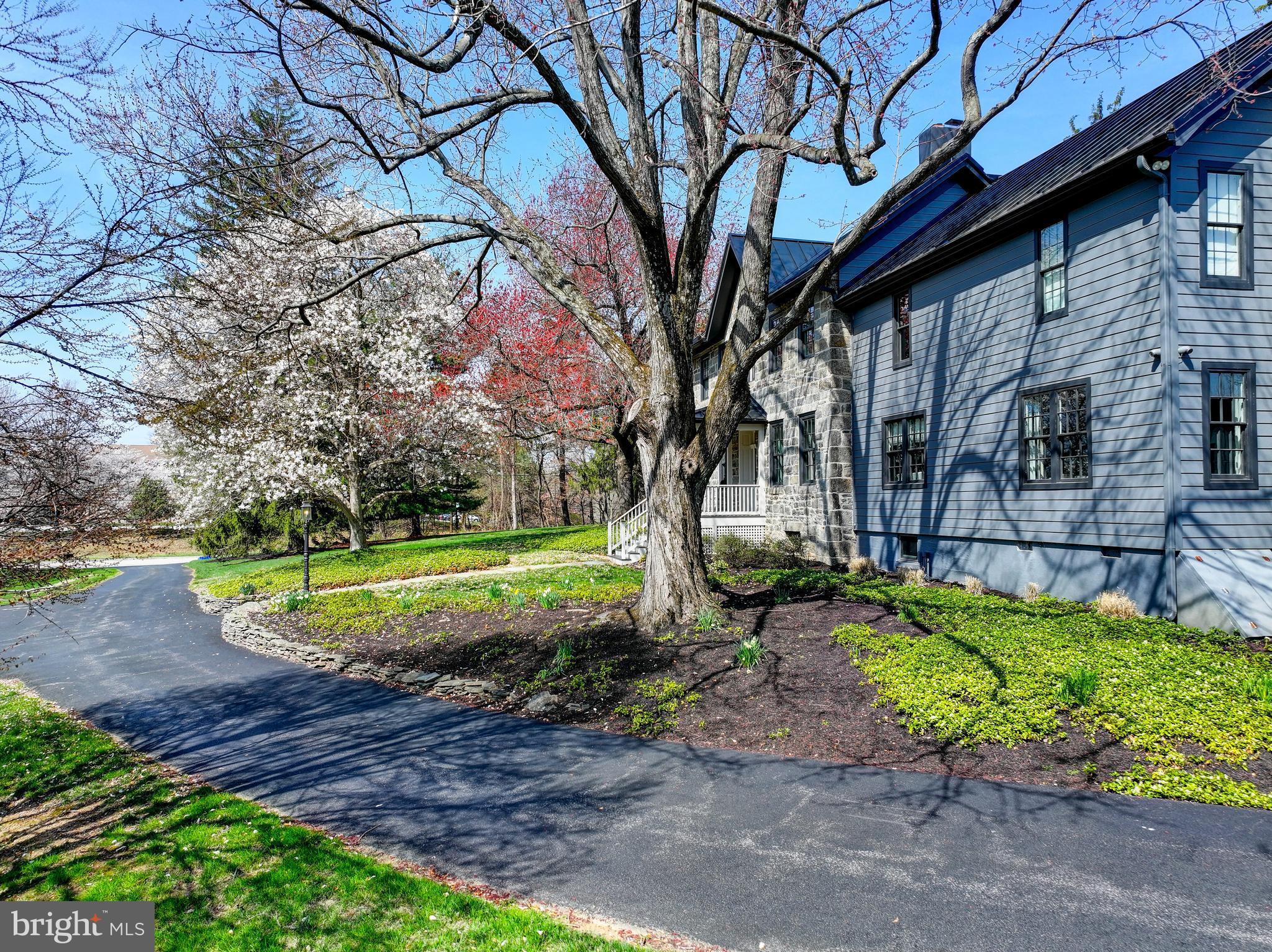 LUTHERVILLE - Residential