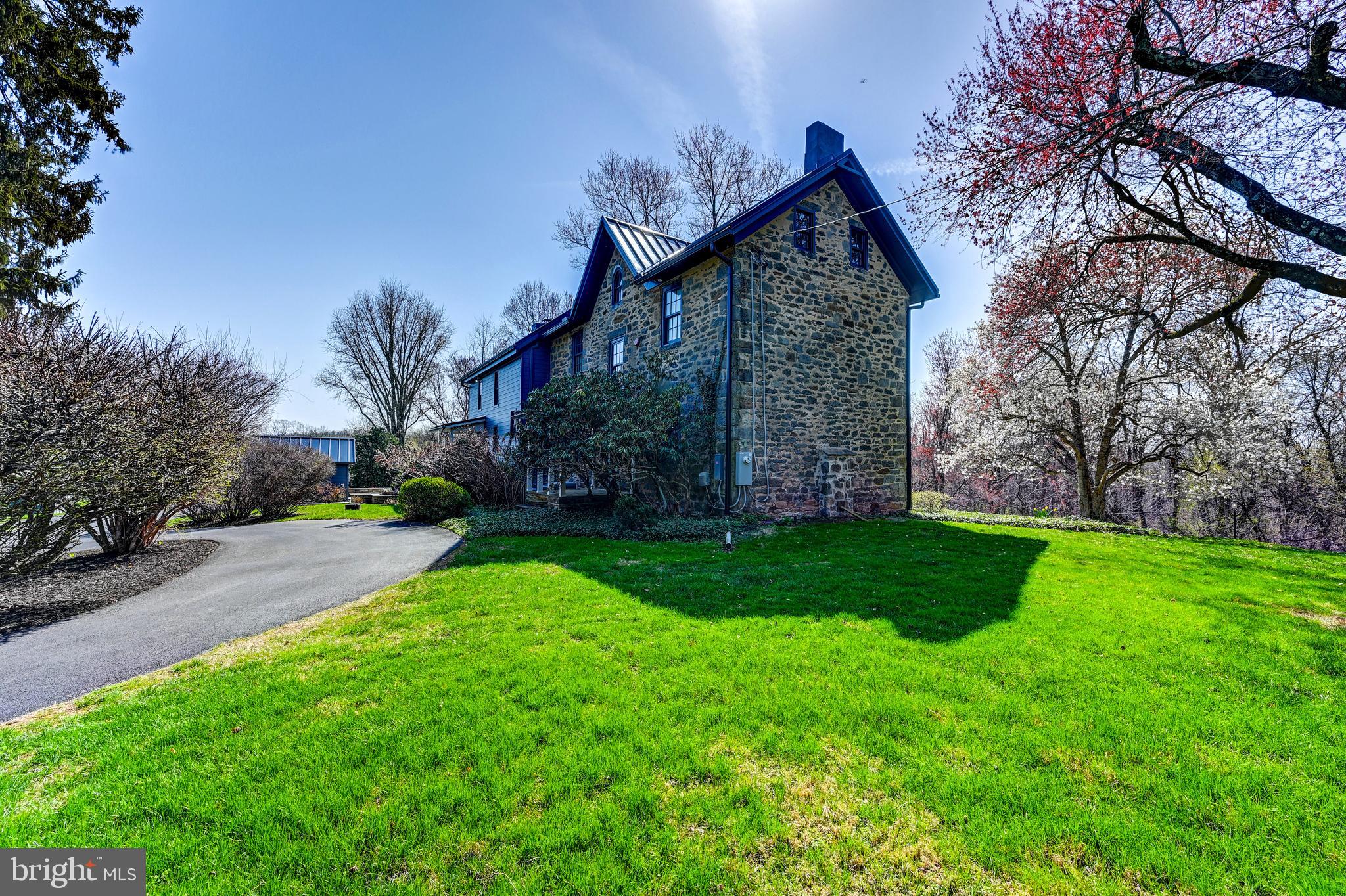 LUTHERVILLE - Residential