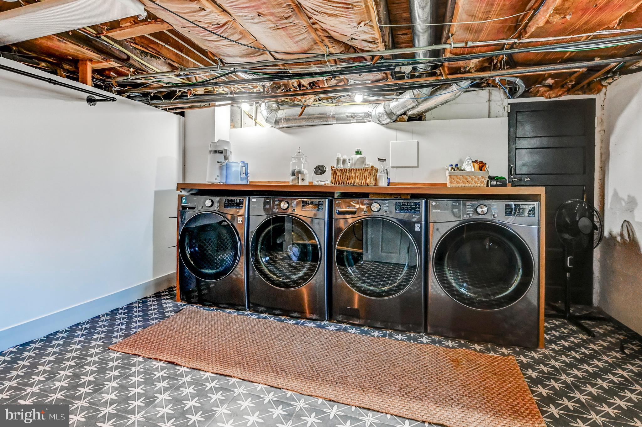 LUTHERVILLE - Residential