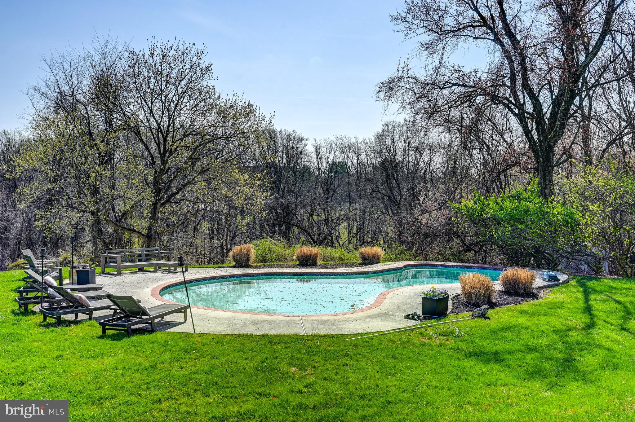 LUTHERVILLE - Residential