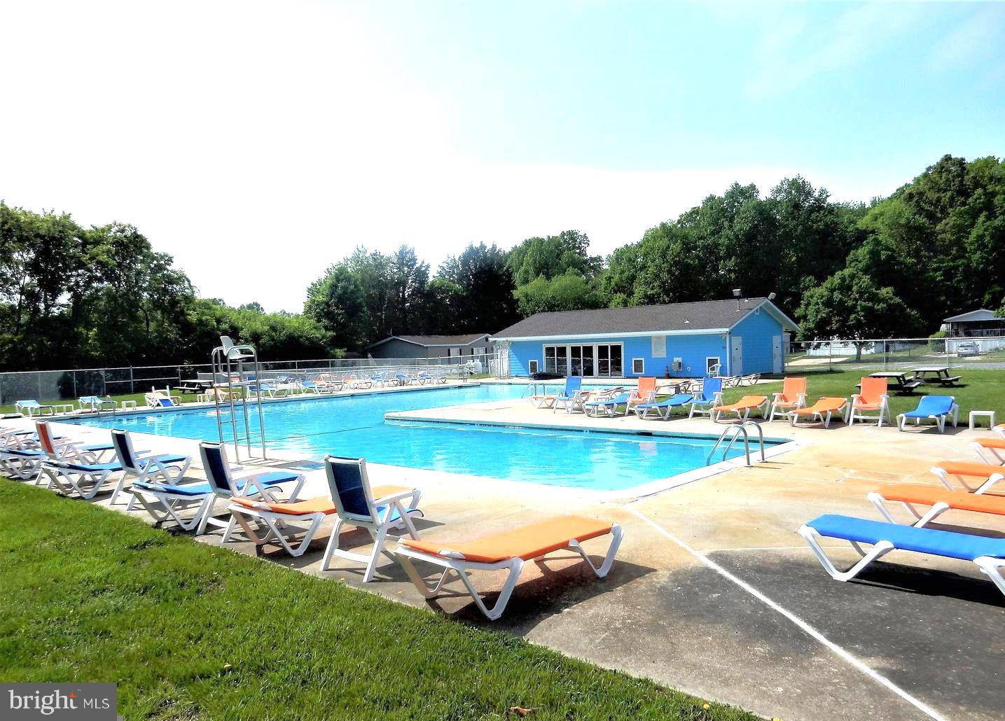 BOONES ESTATES - Residential