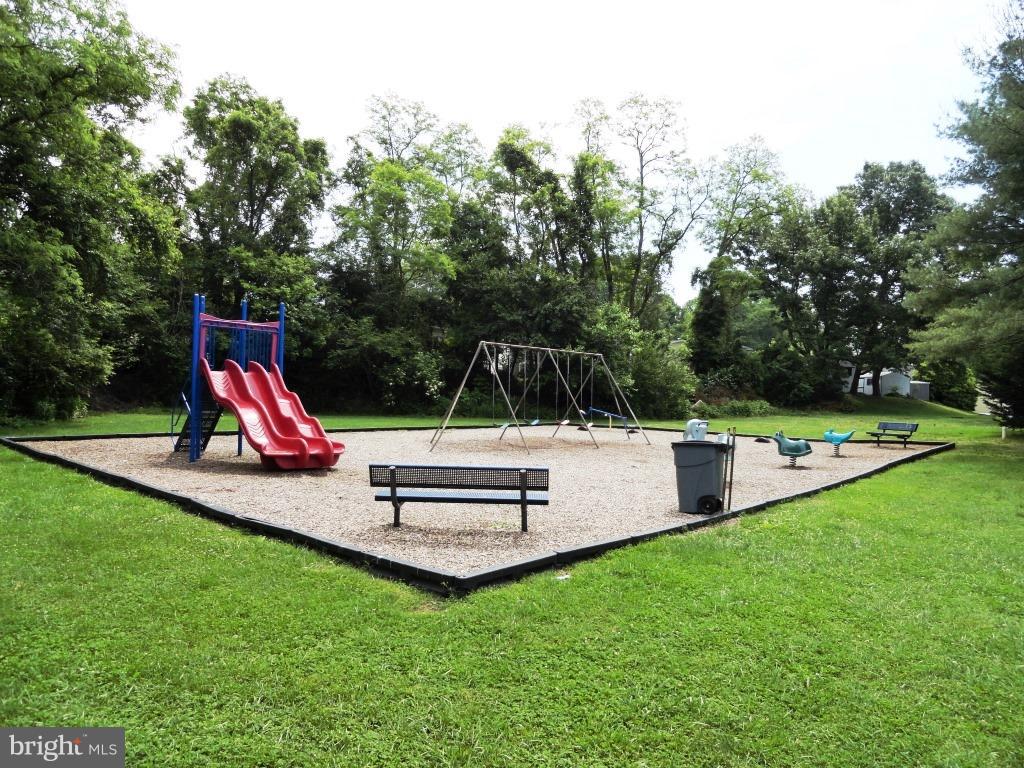 BOONES ESTATES - Residential