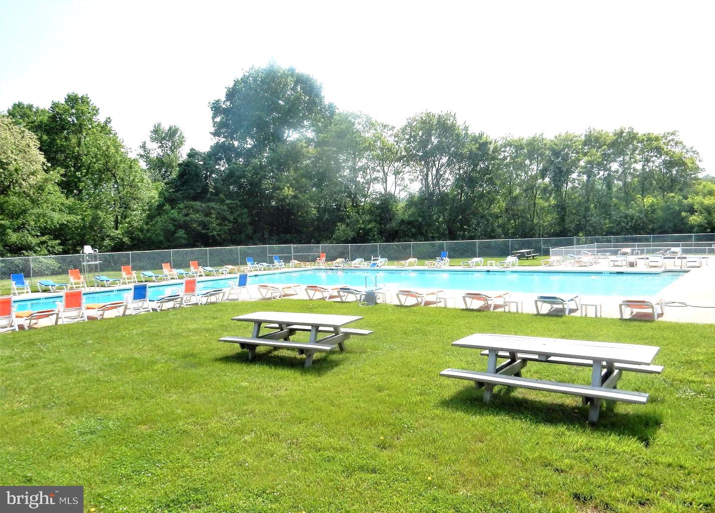 BOONES ESTATES - Residential