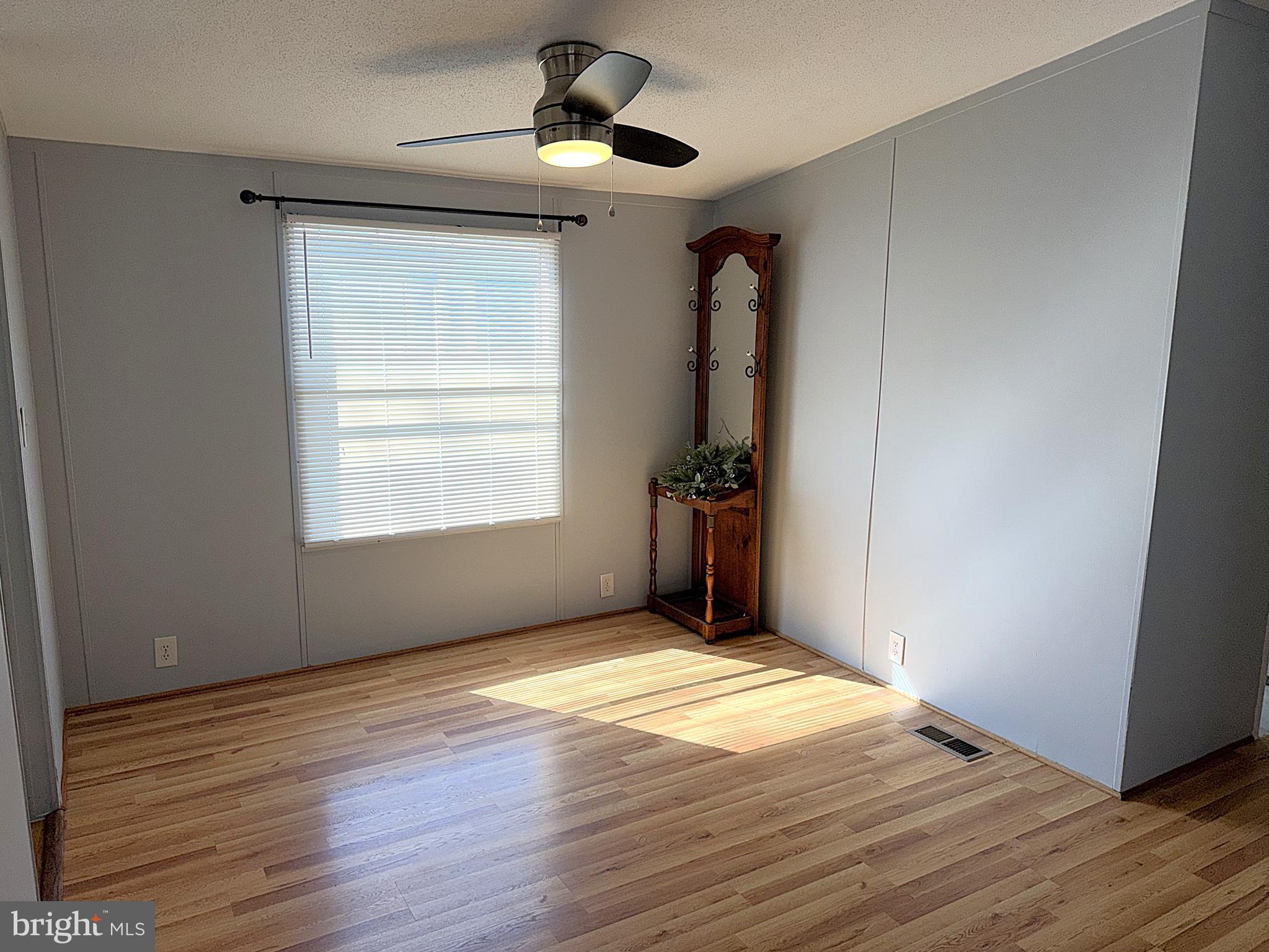 BOONES ESTATES - Residential