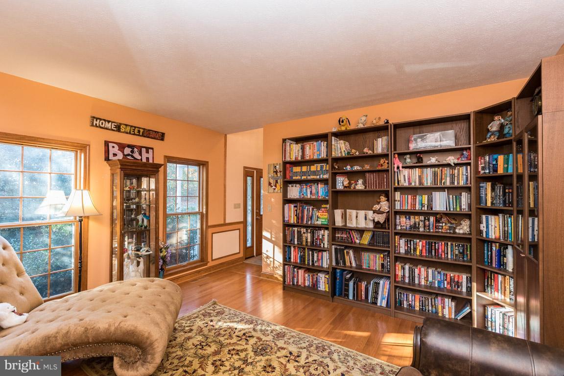 SYCAMORE HOLLOW OF WLDWD - Residential