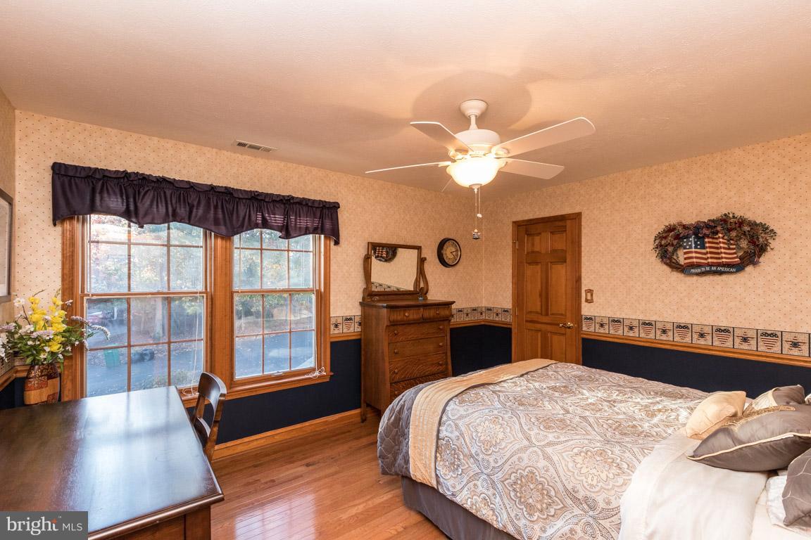 SYCAMORE HOLLOW OF WLDWD - Residential