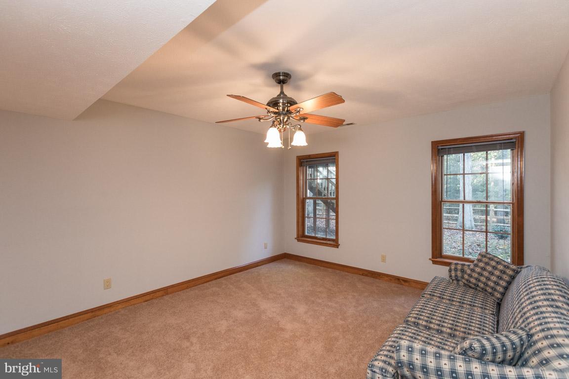 SYCAMORE HOLLOW OF WLDWD - Residential