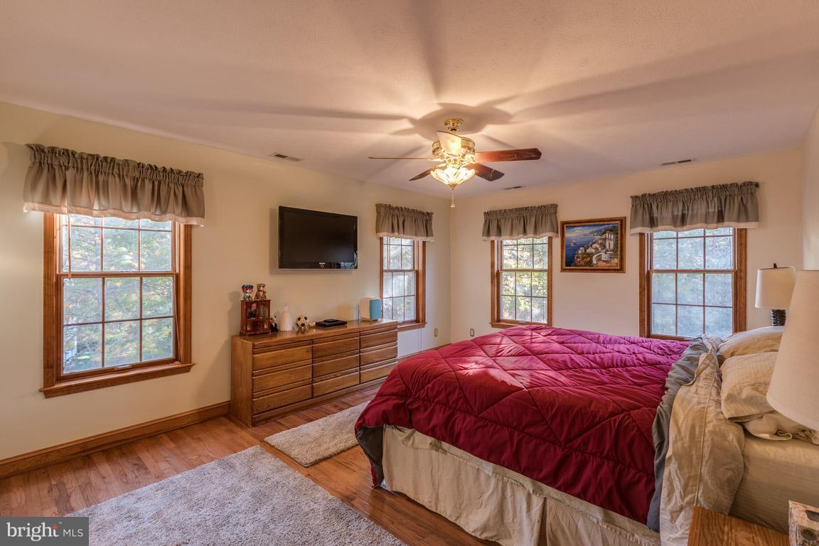 SYCAMORE HOLLOW OF WLDWD - Residential