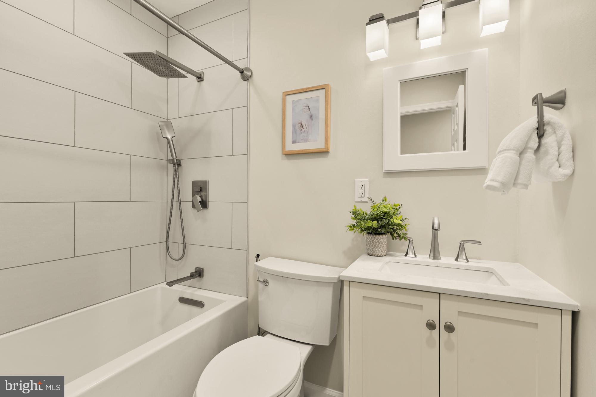 INVERNESS FOREST - Residential