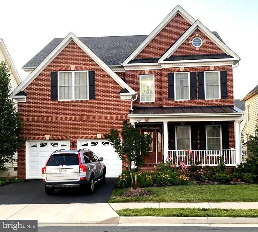 LOUDOUN VALLEY ESTATES 2 - Residential Lease