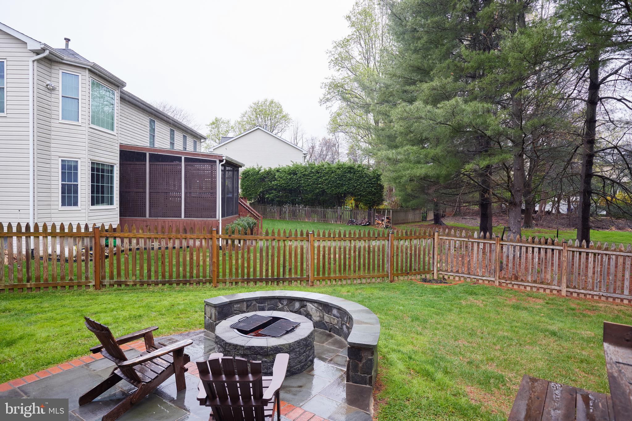 JAMES CREEK - Residential