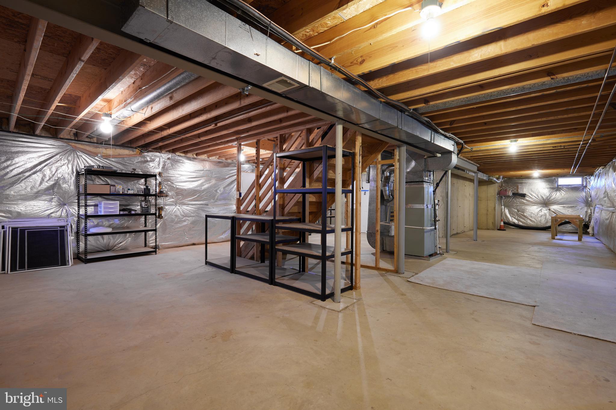 JAMES CREEK - Residential