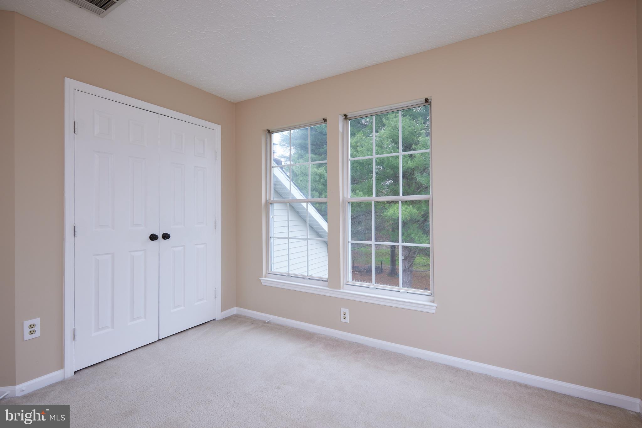 JAMES CREEK - Residential