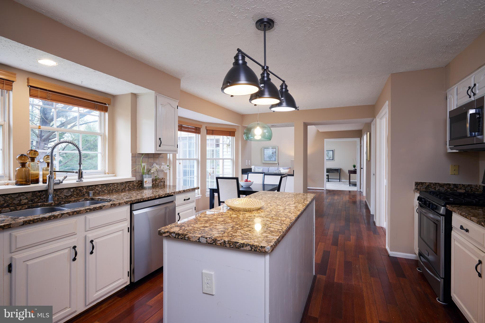 JAMES CREEK - Residential