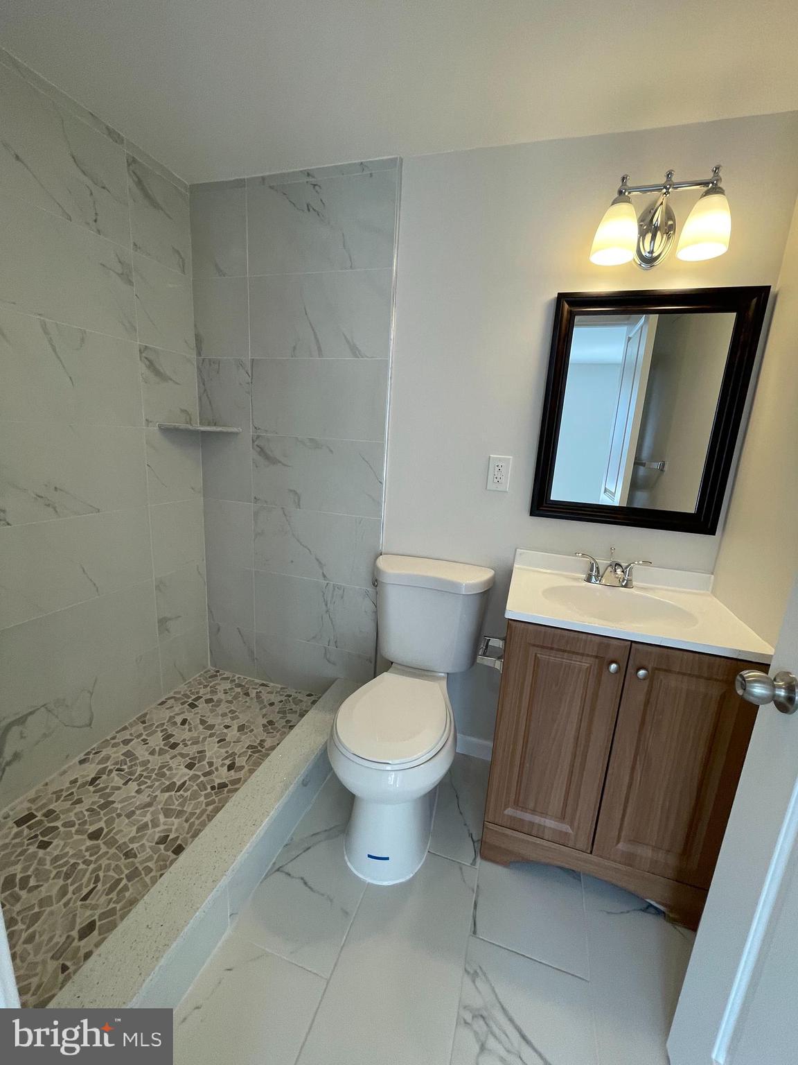 POINT BREEZE - Residential Lease