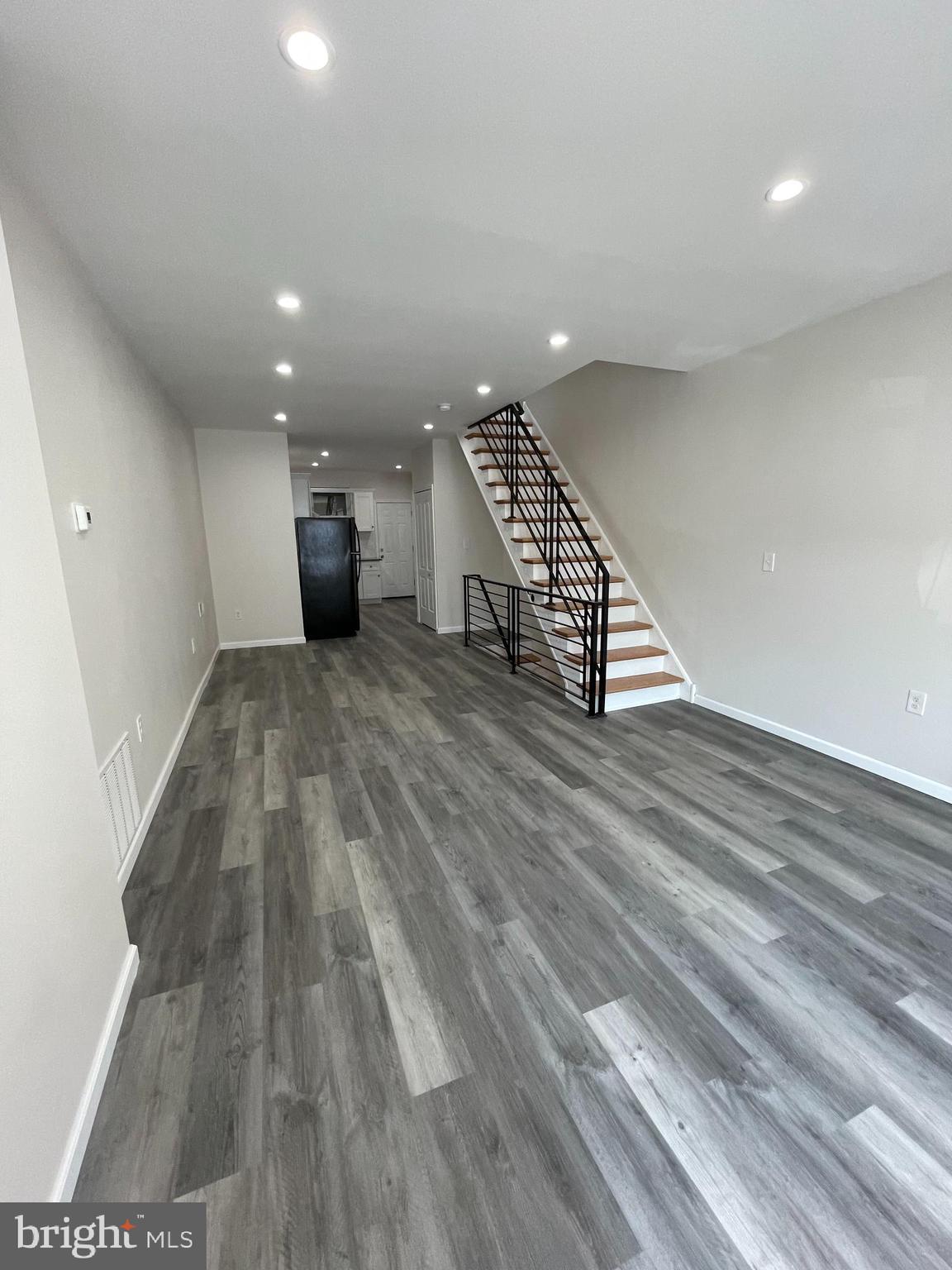 POINT BREEZE - Residential Lease