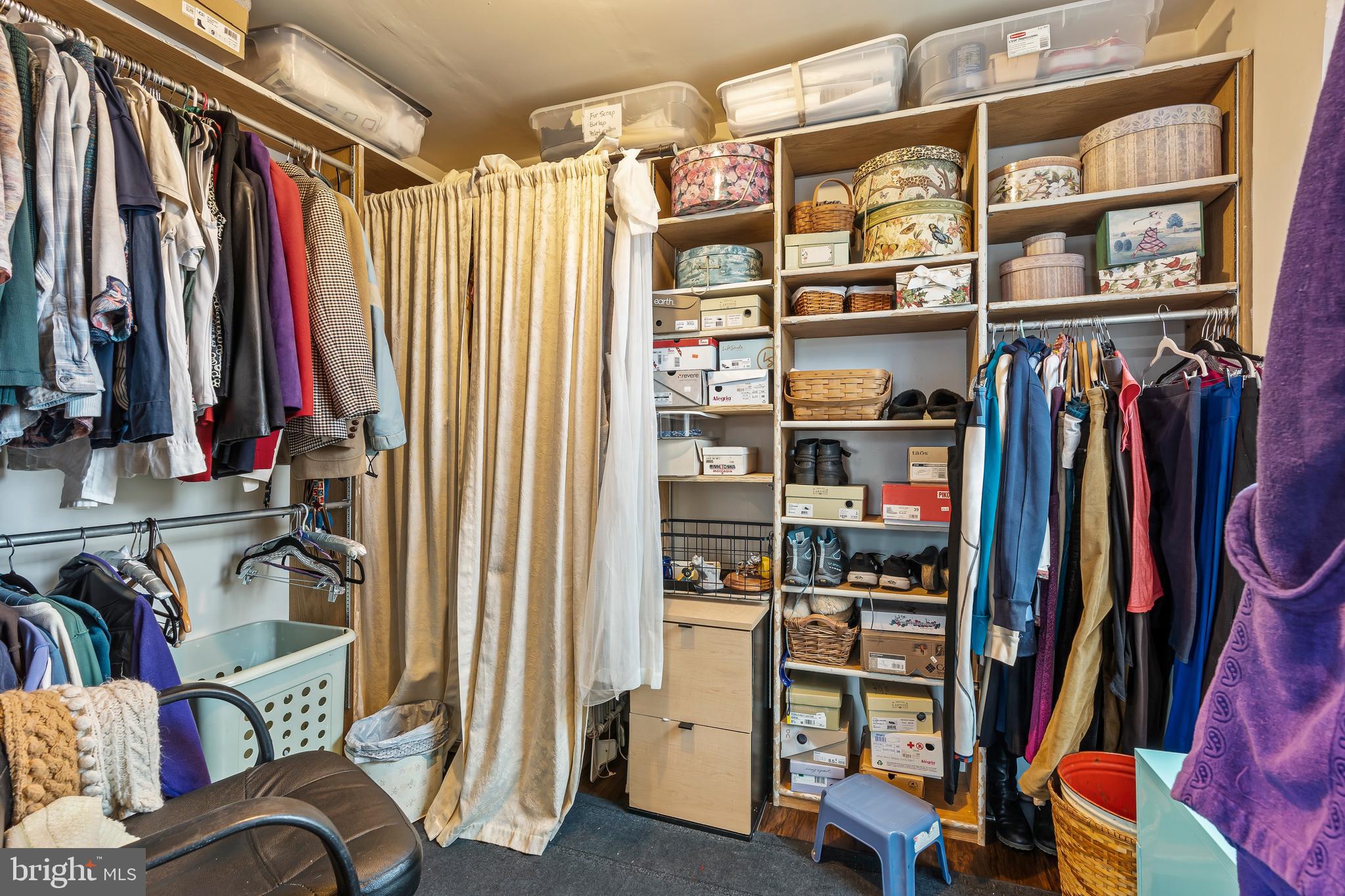 WILLIAMSPORT - Residential