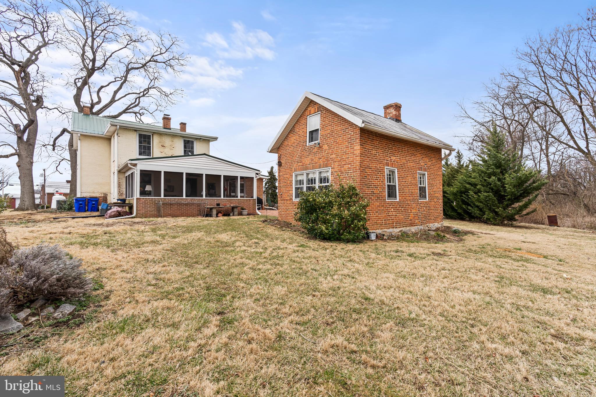 WILLIAMSPORT - Residential