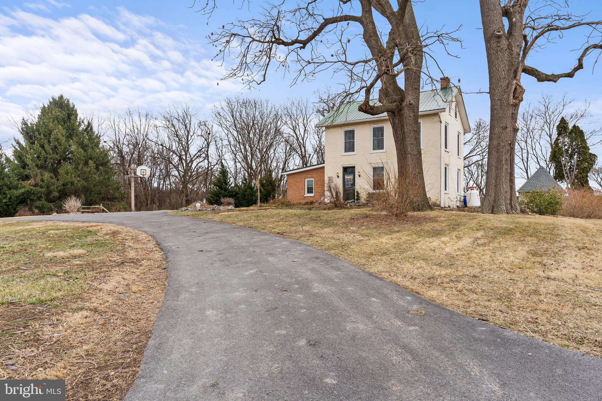 WILLIAMSPORT - Residential