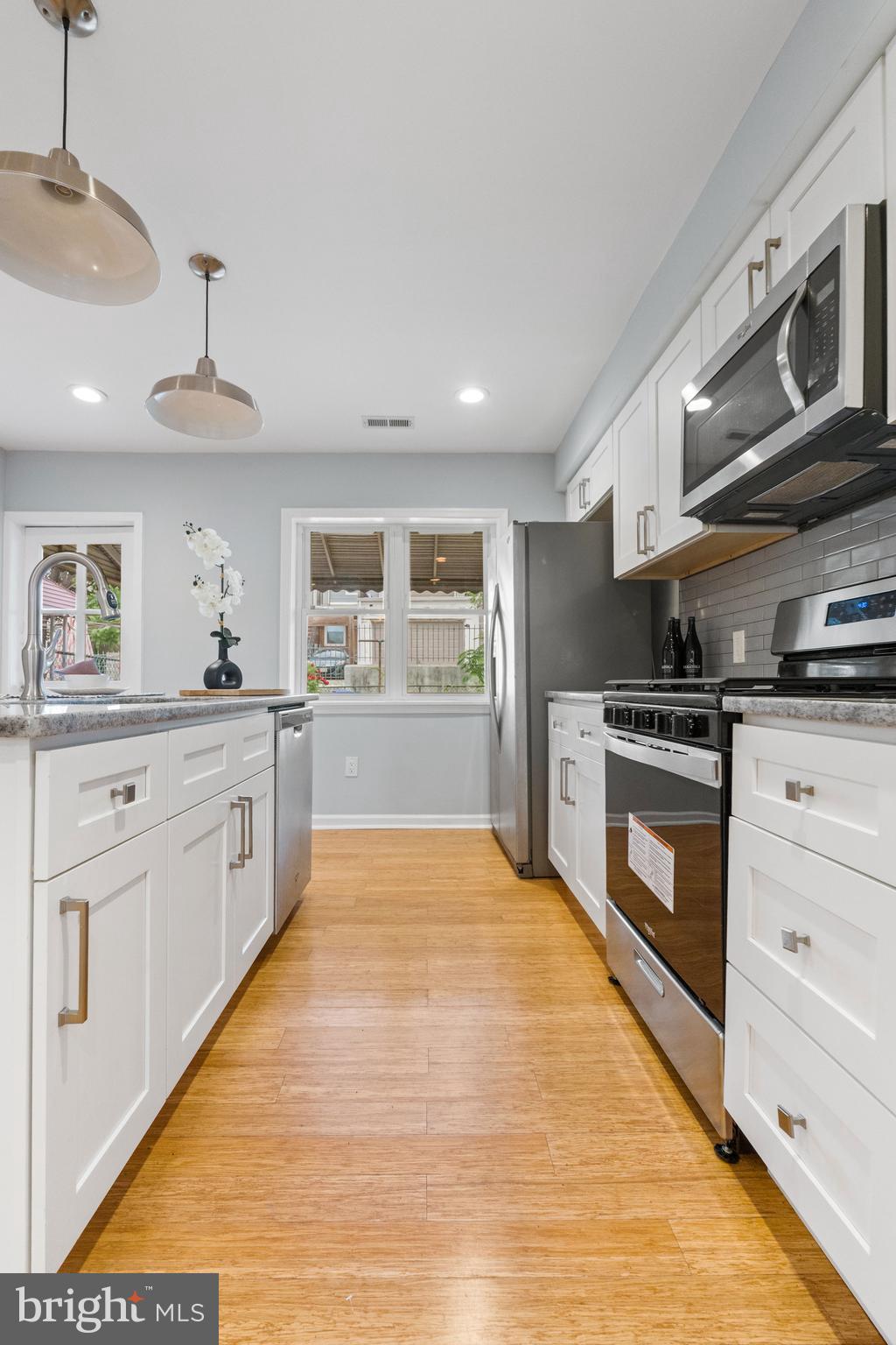 HIGHLANDTOWN - Residential