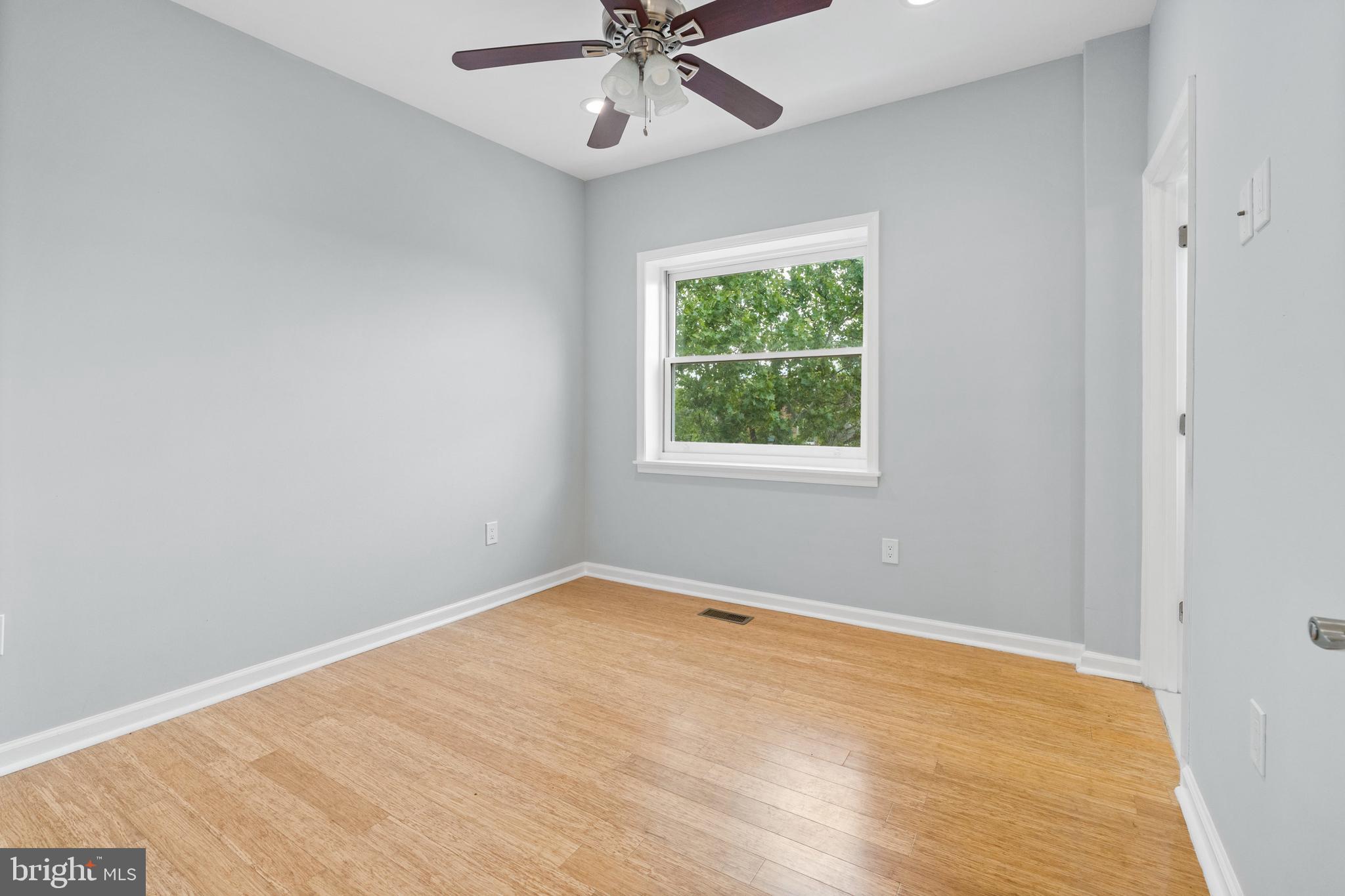 HIGHLANDTOWN - Residential