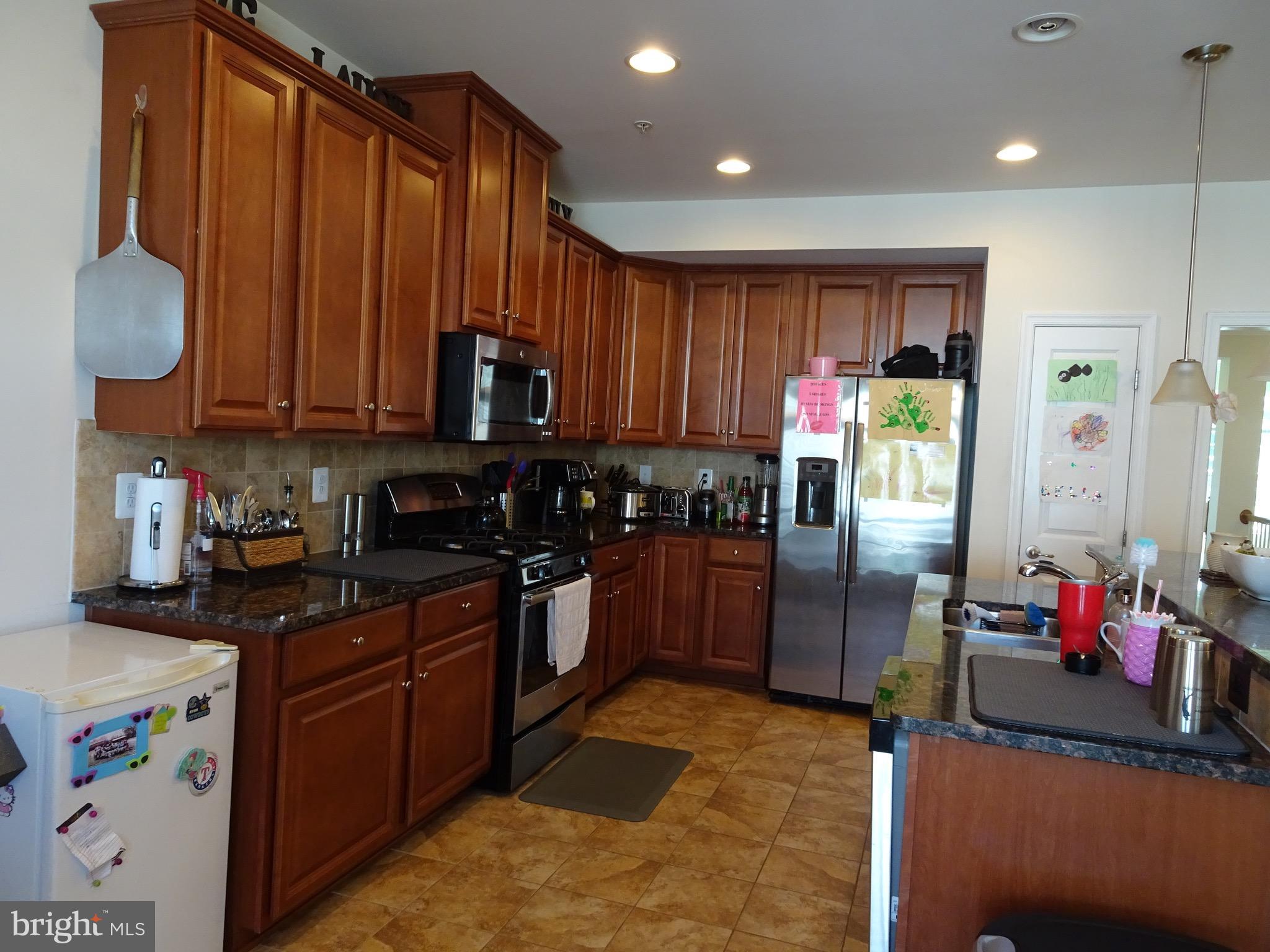 MORLEY CORNER - Residential Lease