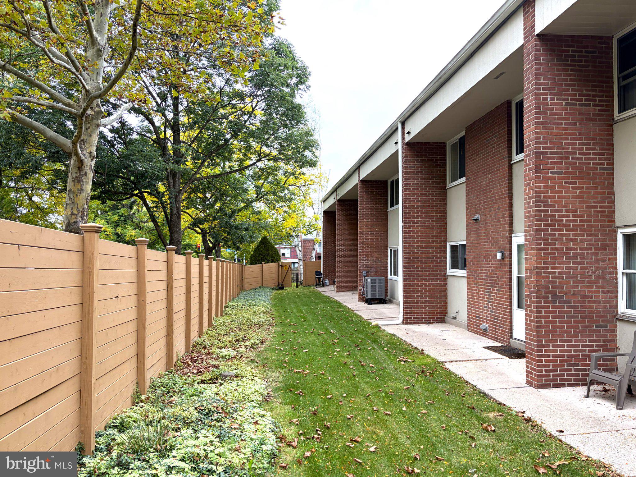 712 W BEAVER AVENUE B