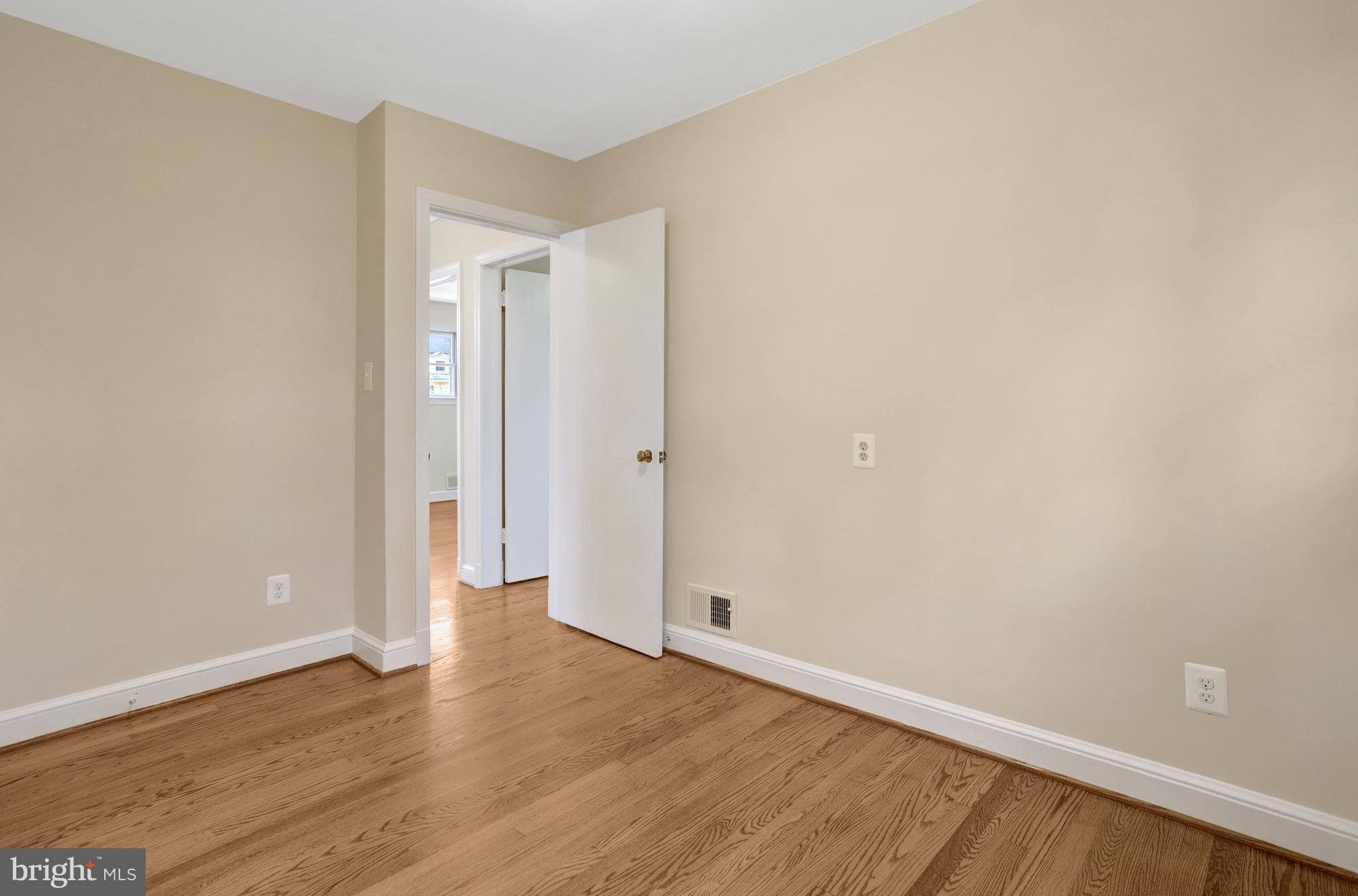 WEST ARLINGTON - Residential Lease