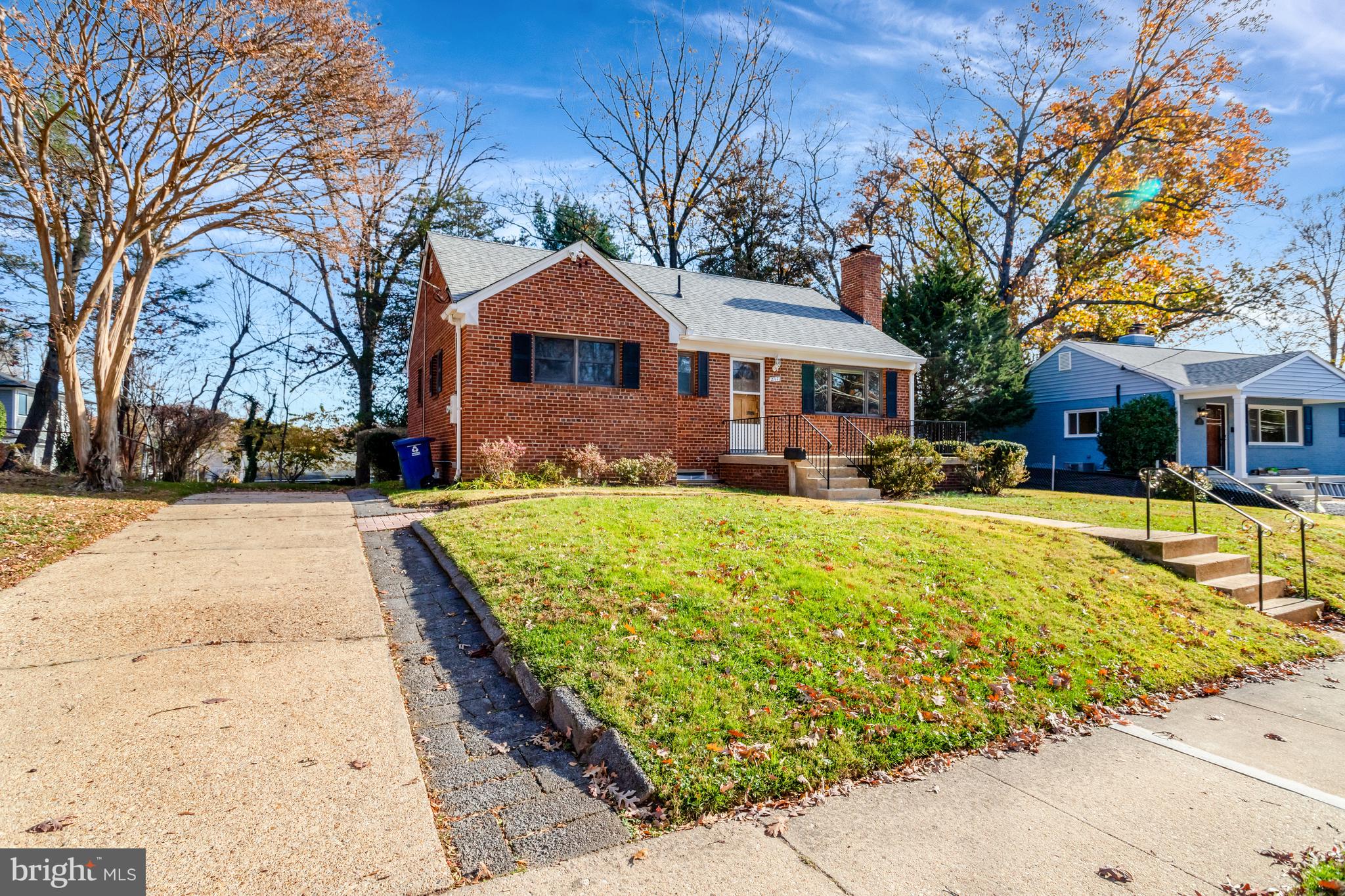 WEST ARLINGTON - Residential Lease