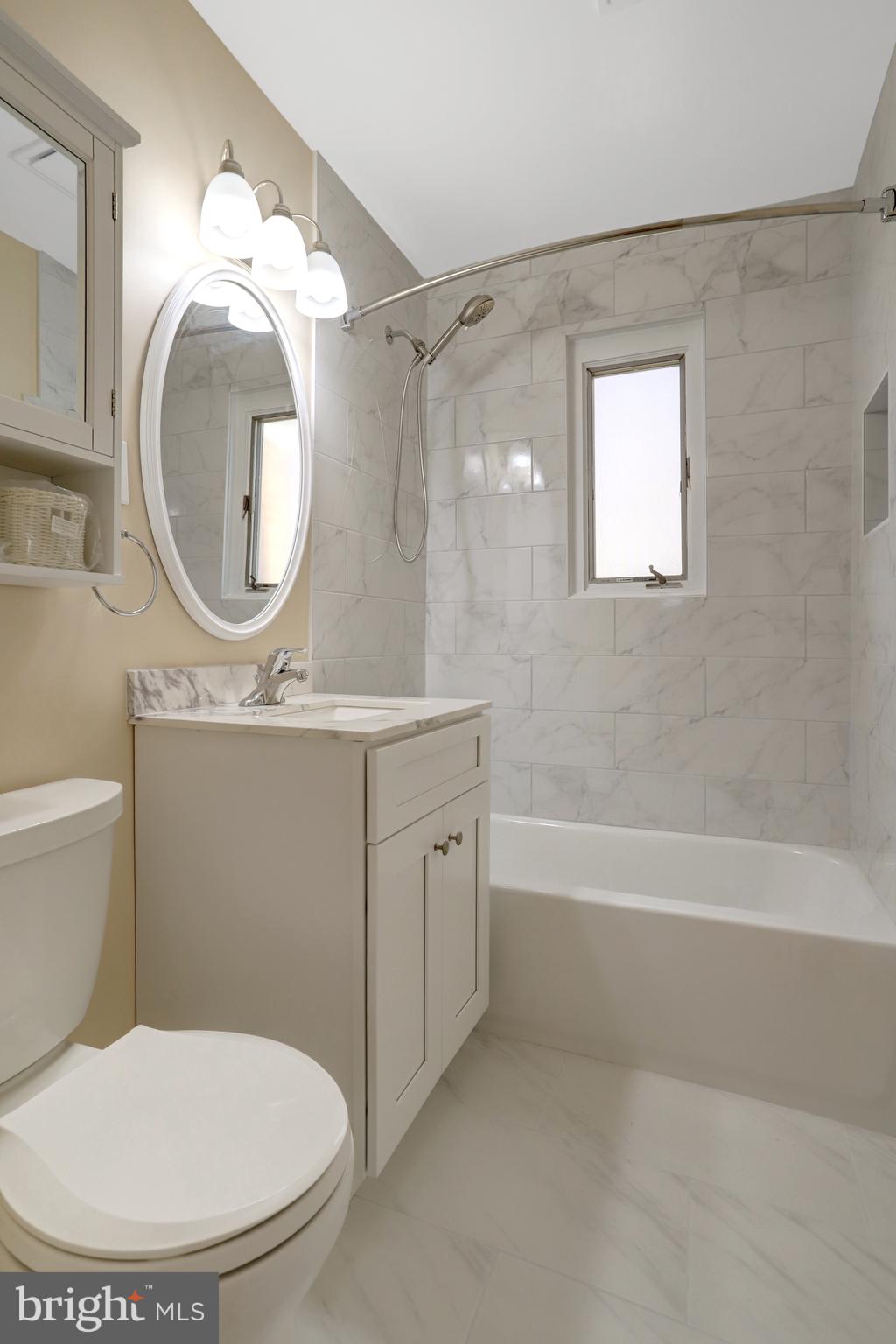 WEST ARLINGTON - Residential Lease