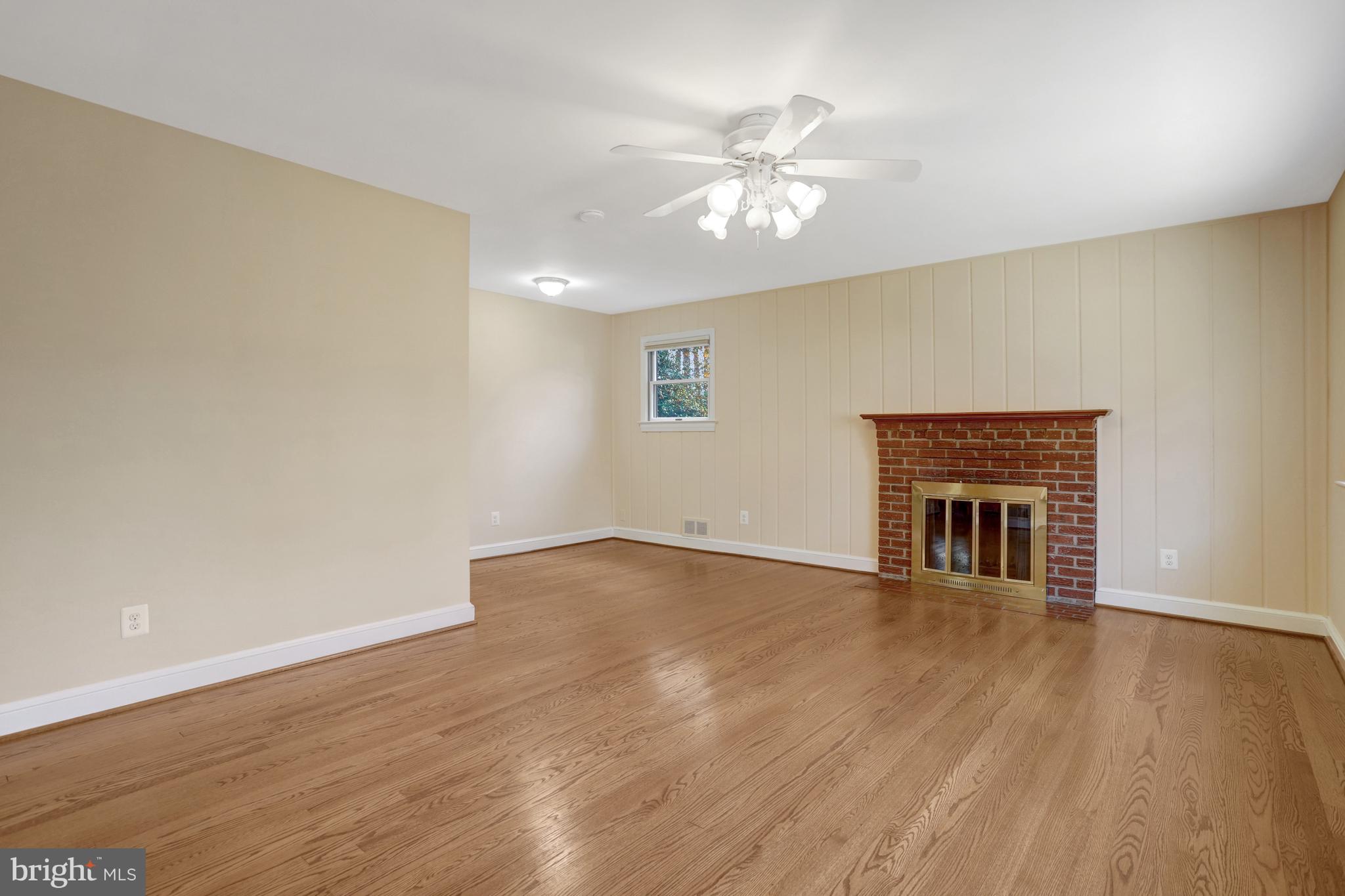 WEST ARLINGTON - Residential Lease