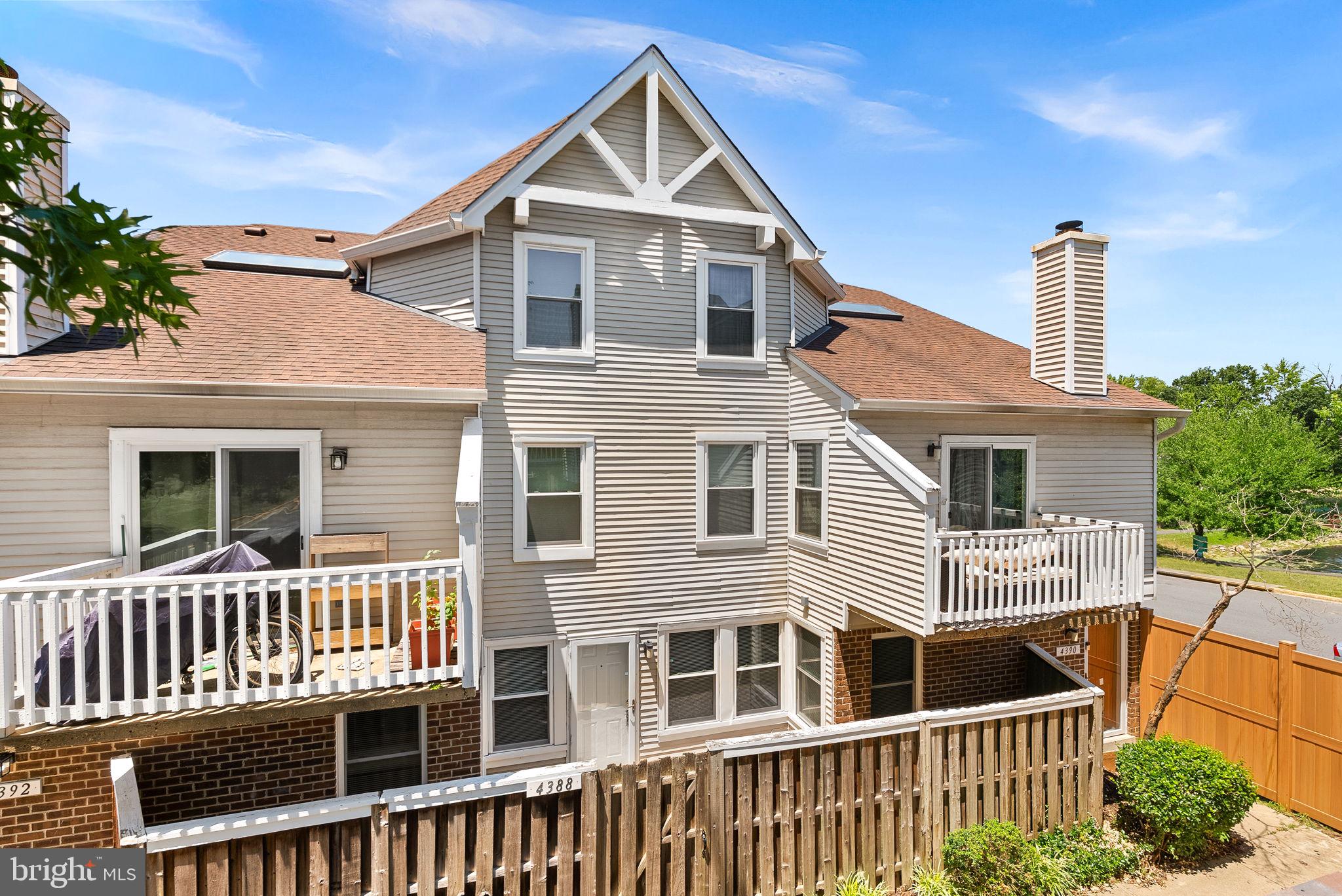 4388 PEMBROOK VILLAGE DRIVE 90