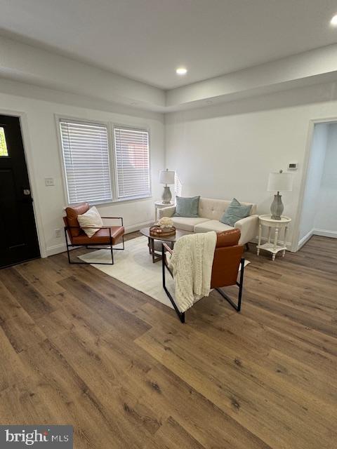 CATONSVILLE MANOR - Residential