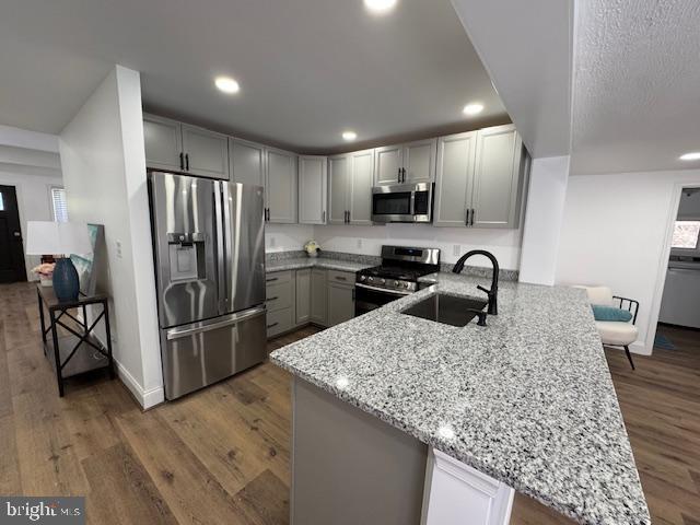 CATONSVILLE MANOR - Residential