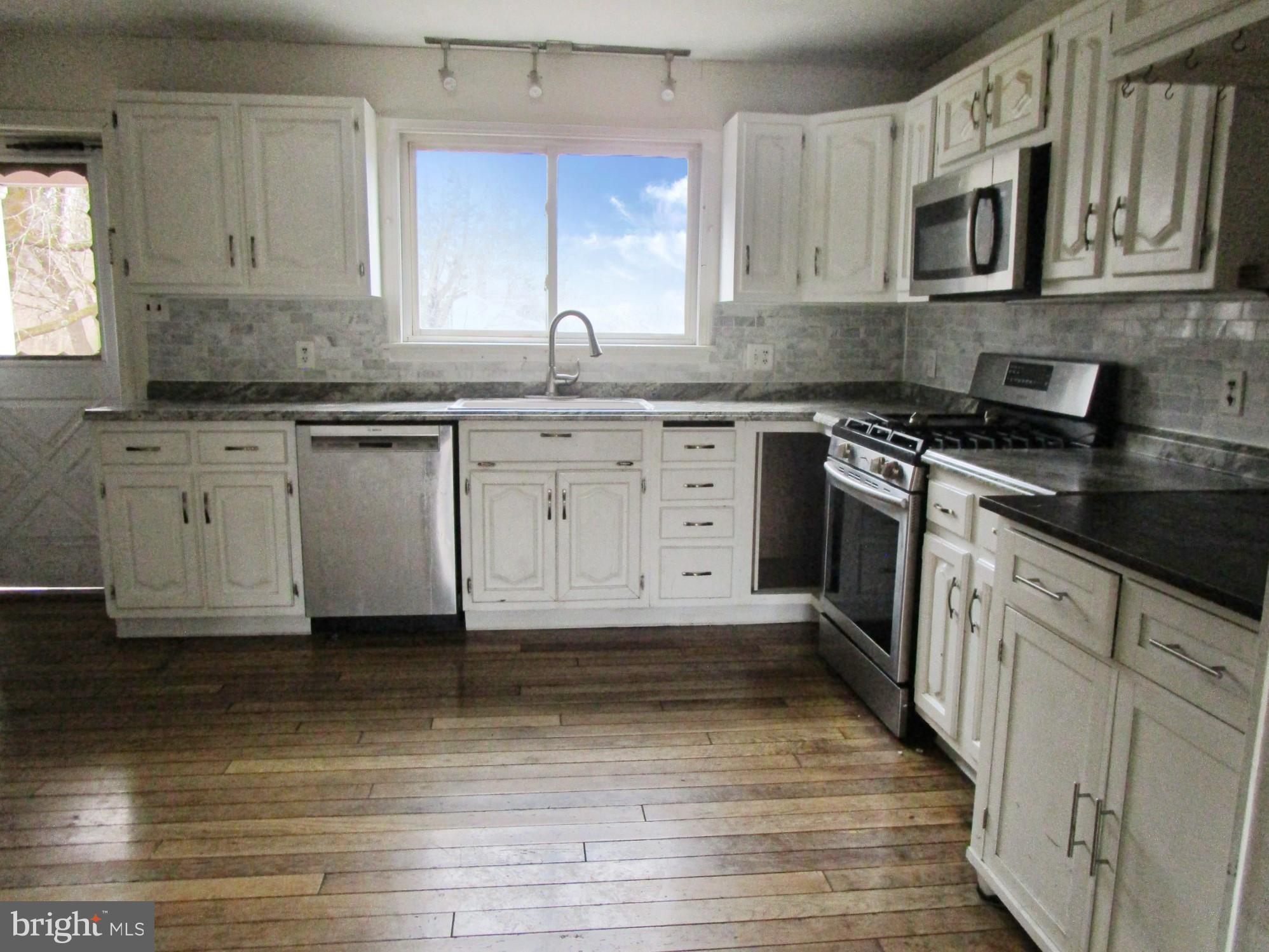 COLORA - Residential