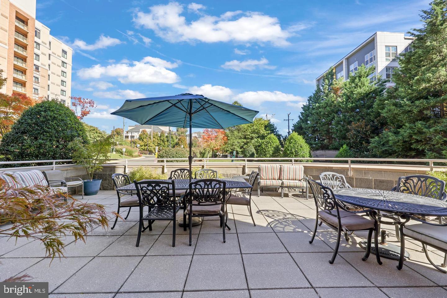 WILTON HOUSE - Residential Lease