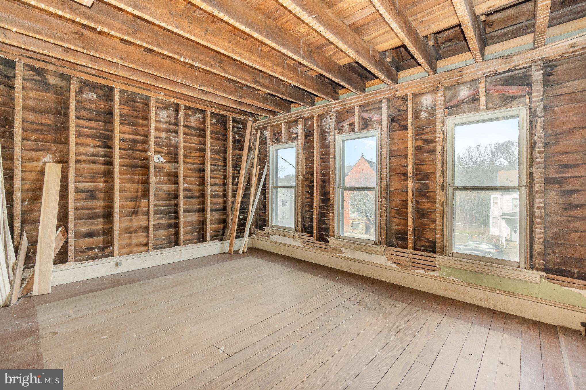ASHLAND - Residential