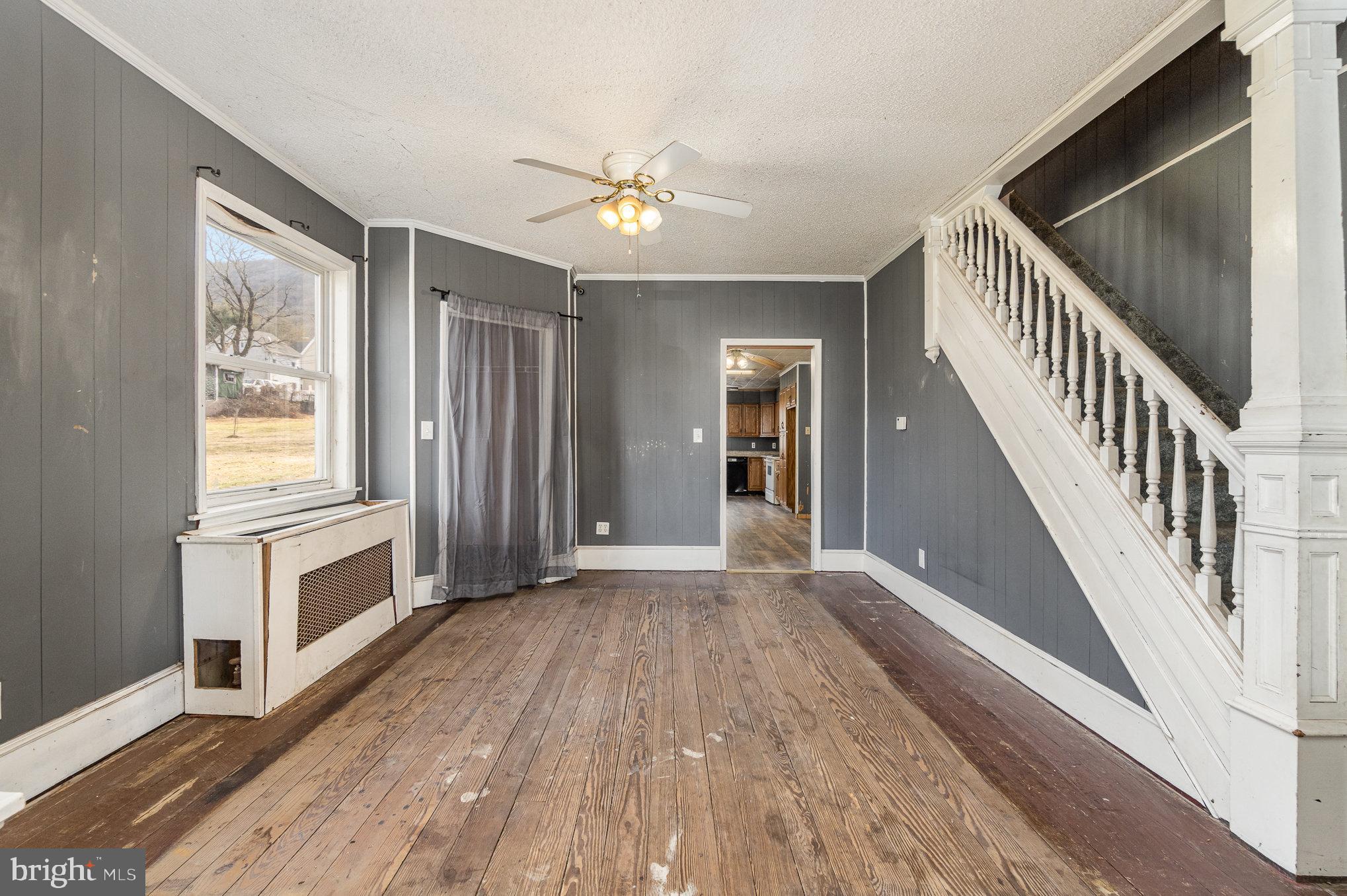 ASHLAND - Residential