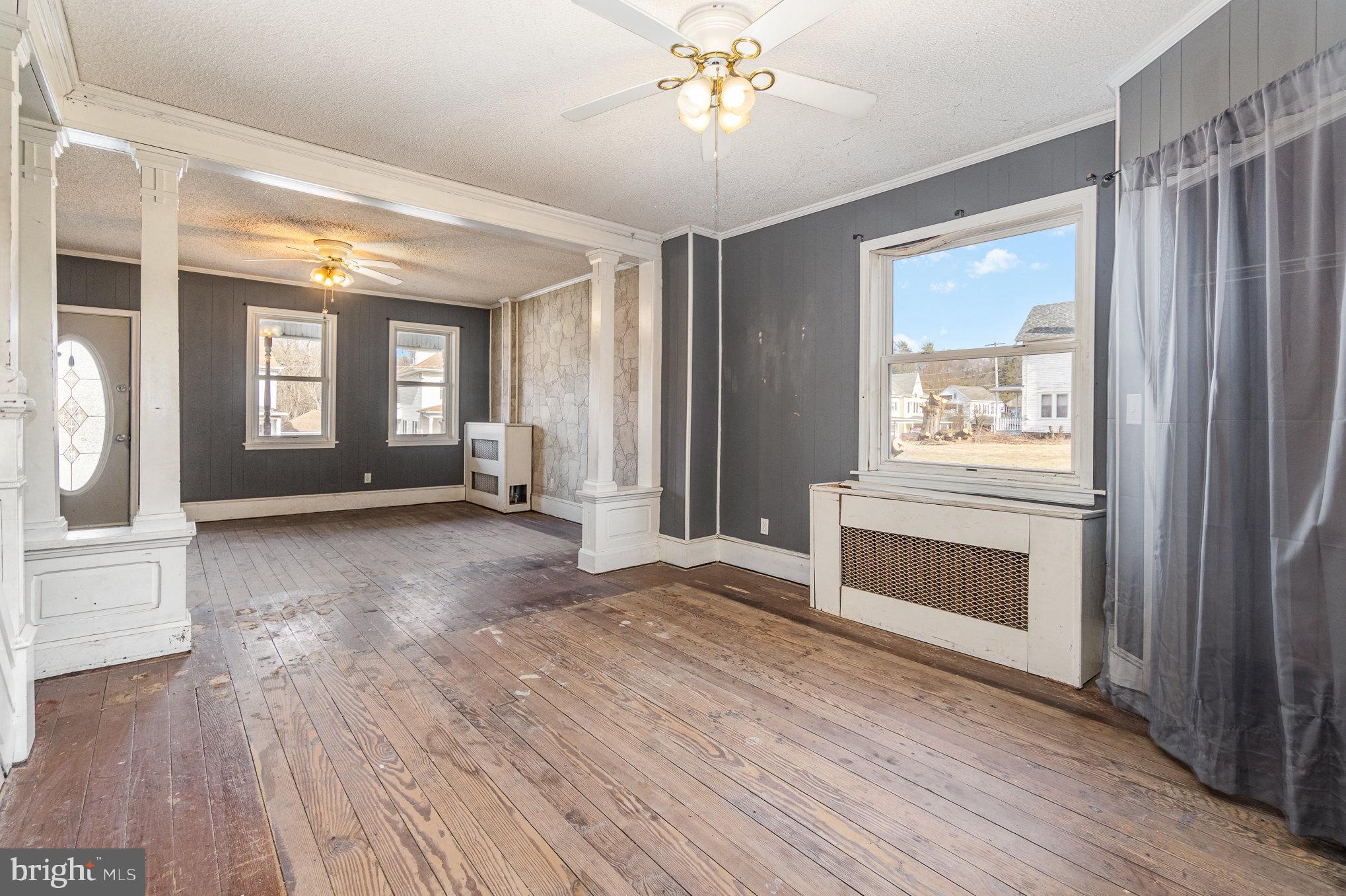 ASHLAND - Residential