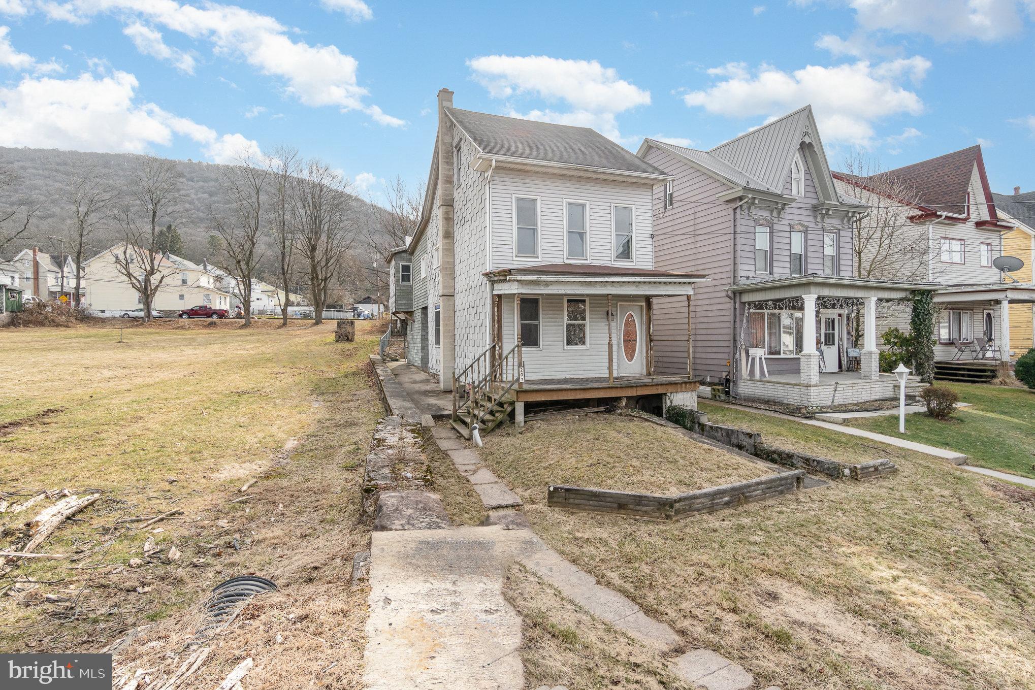 ASHLAND - Residential