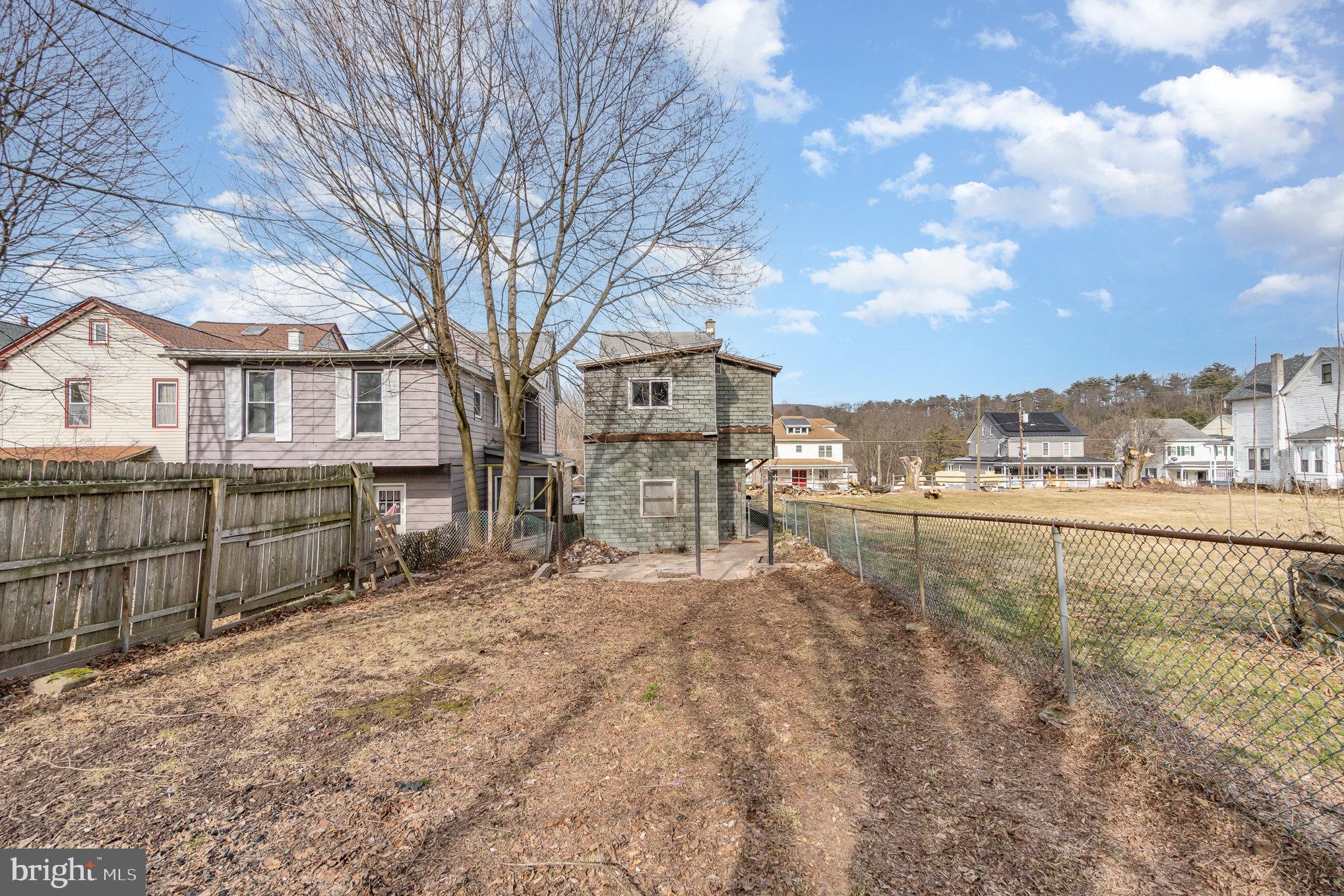 ASHLAND - Residential