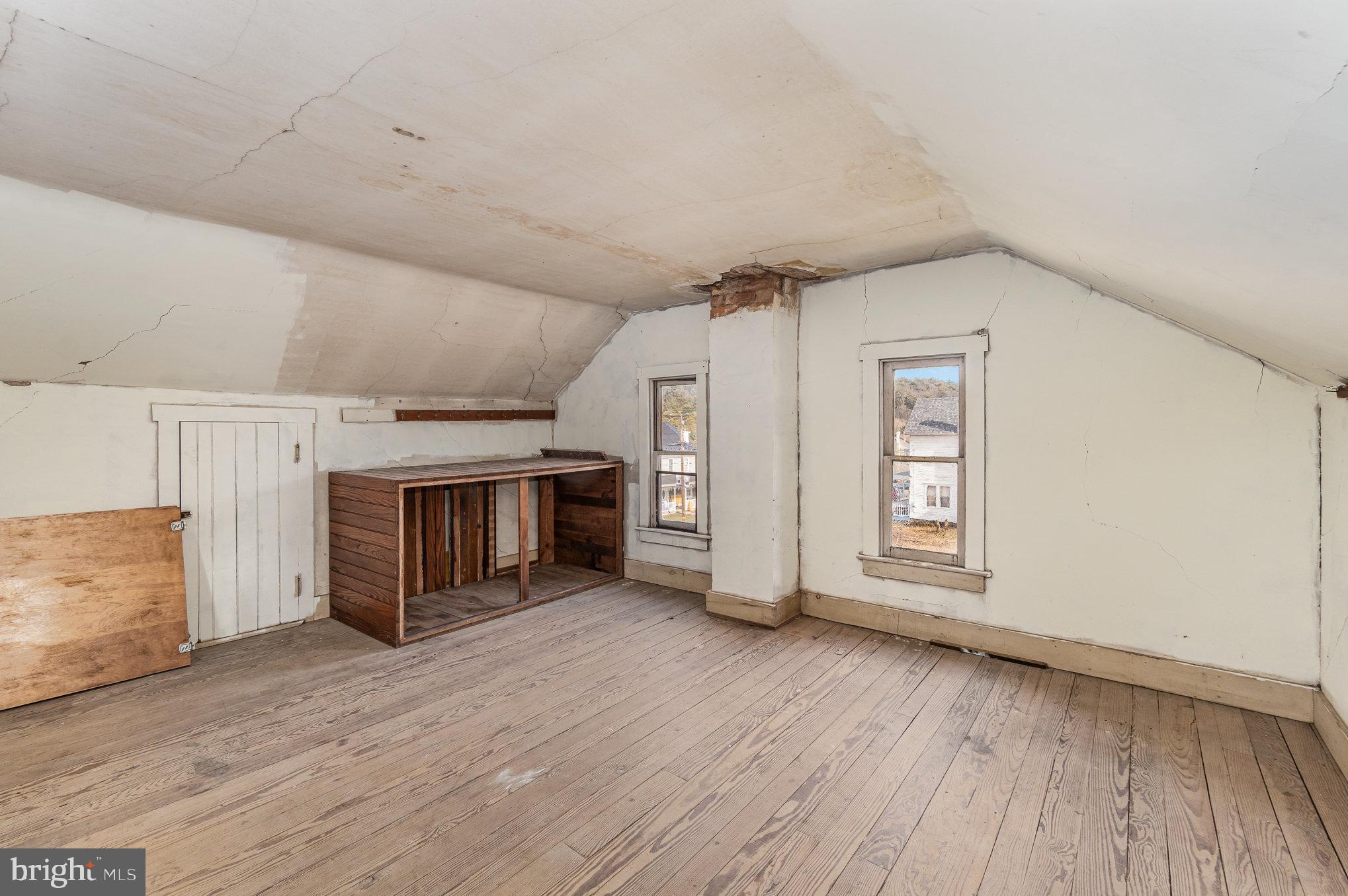 ASHLAND - Residential