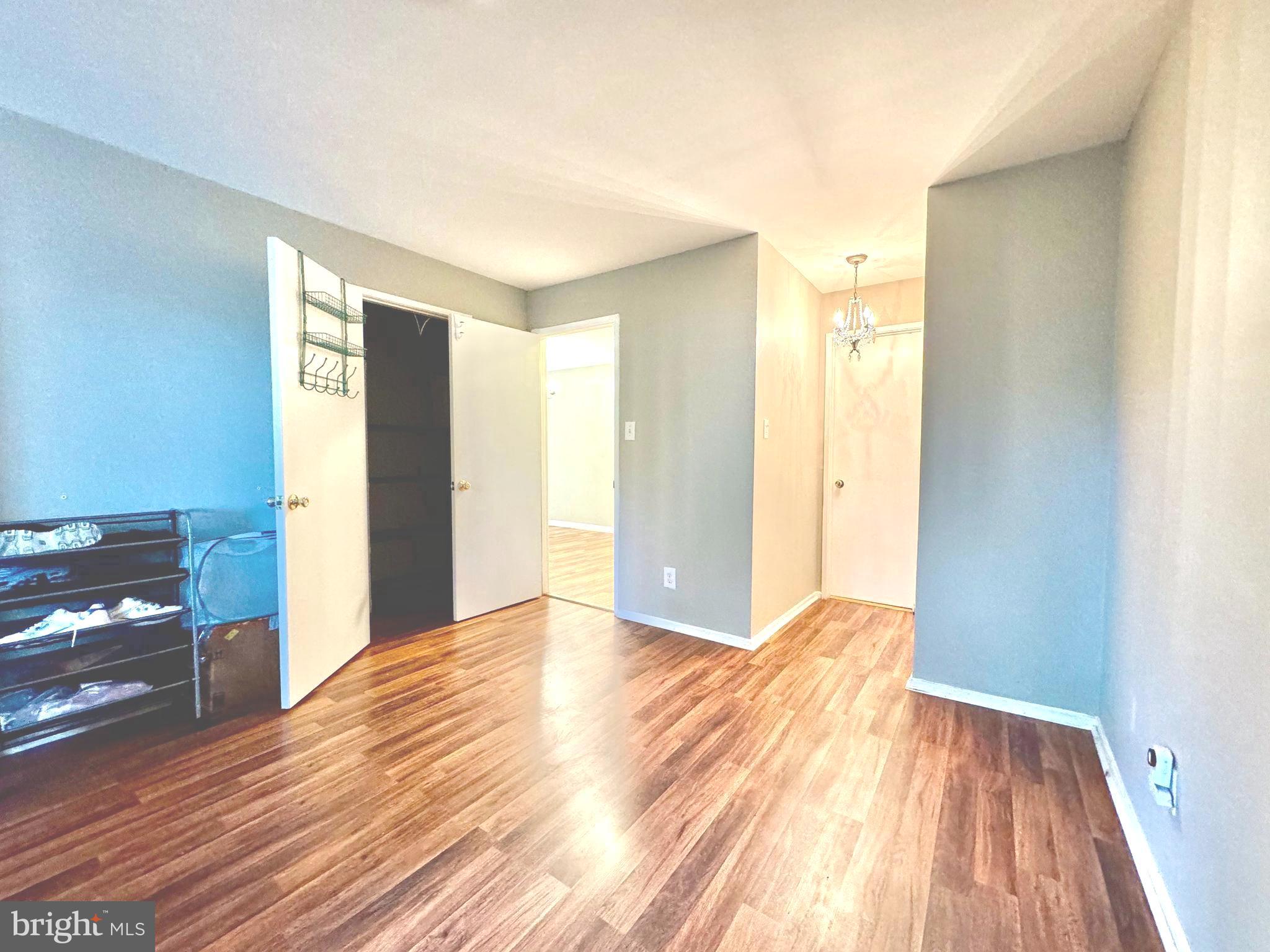 FARMINGDALE - Residential Lease