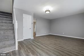 HARFORD SQUARE - Residential