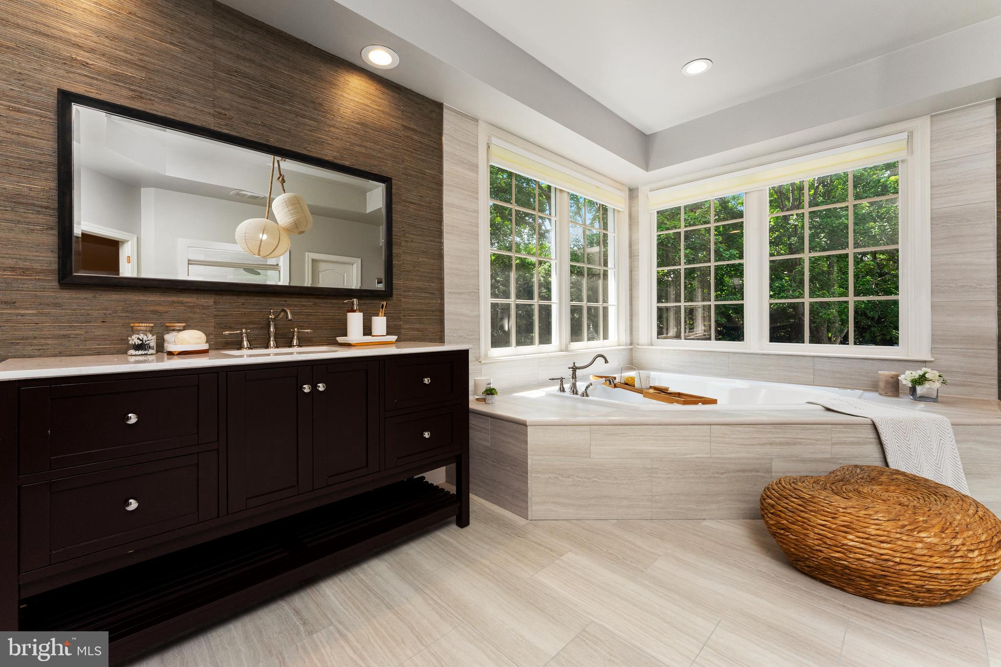 MCLEAN HUNDRED - Residential Lease