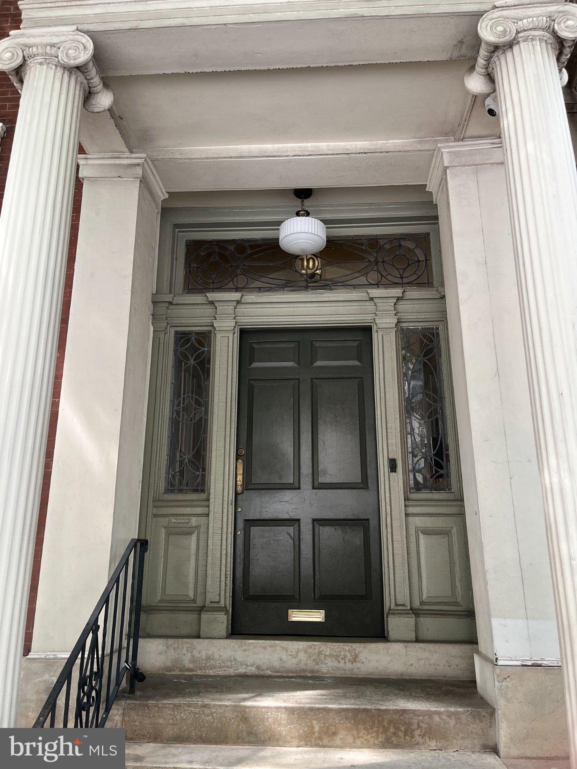 10 W MADISON STREET 31